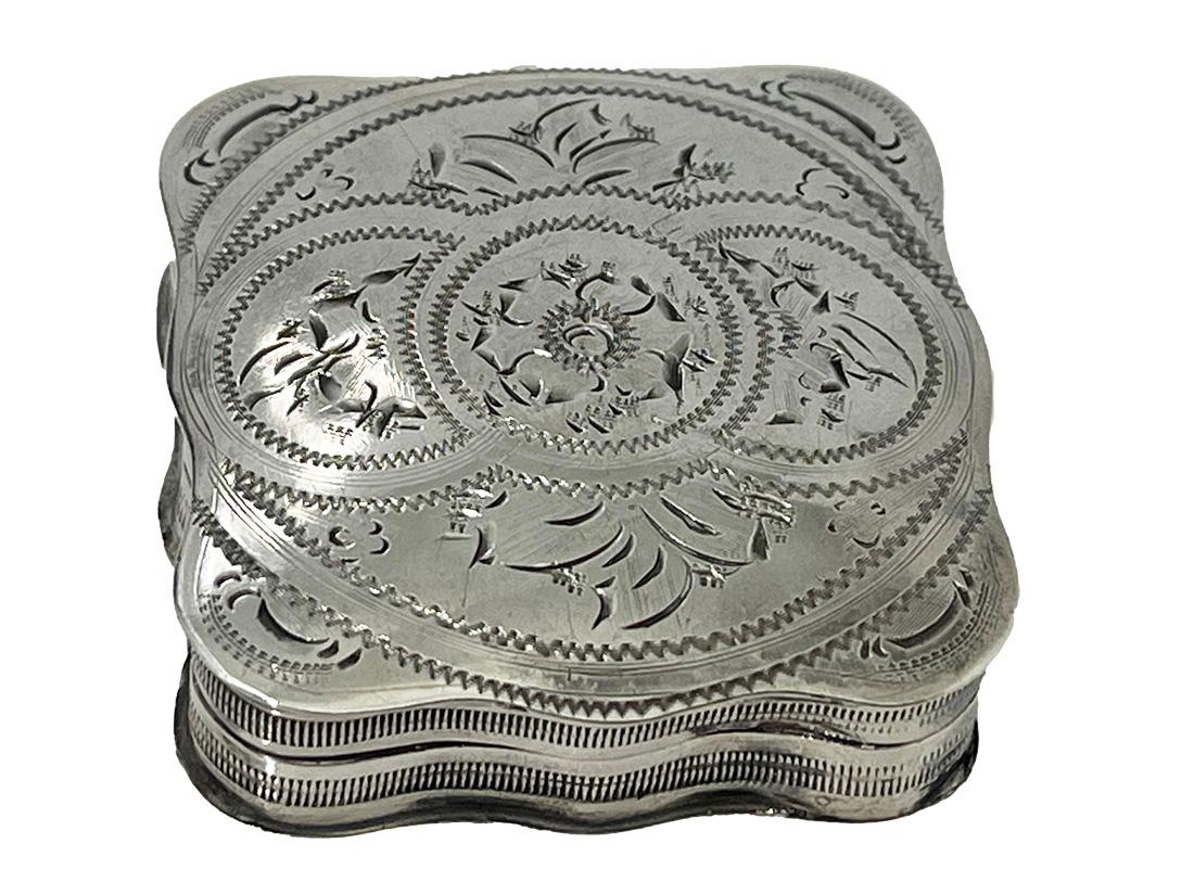 Dutch silver pill box, 1863 For Sale 1