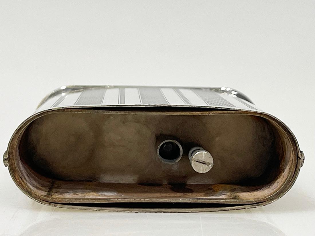 Silver Dutch silver table lighter, 1949 For Sale