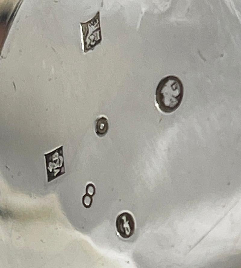 20ième siècle Petite cafetière hollandaise en argent  