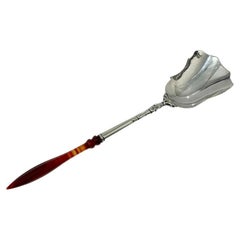 Cuchara azucarera holandesa de plata con ágata de Jacob van der Ree, 1856-1886