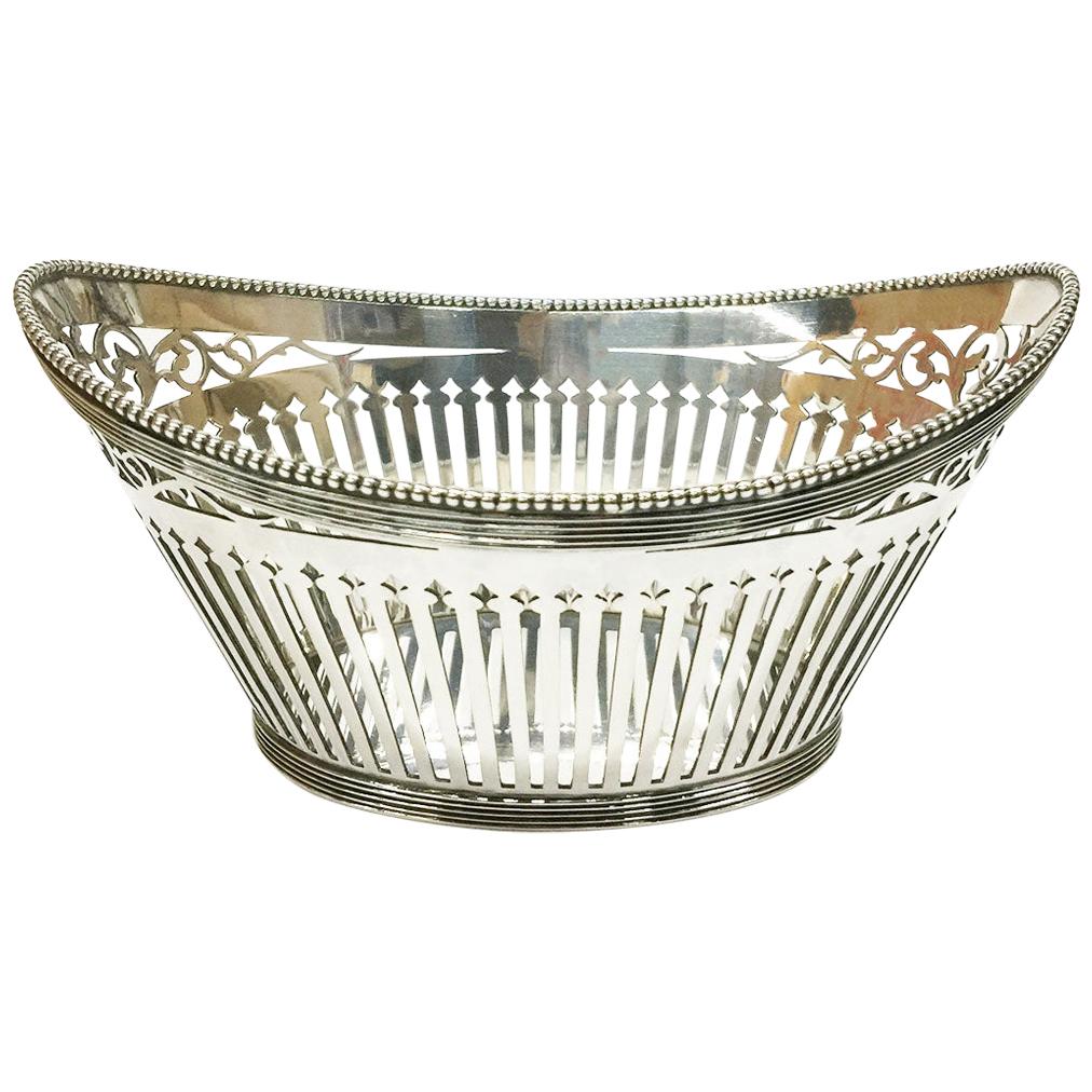 Dutch Small Silver Bonbon Basket by Bonebakker & Zoon, 1912, Amsterdam For Sale