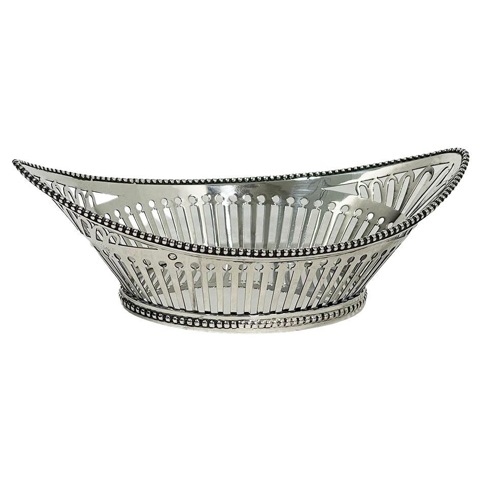 Dutch Small Silver Bonbon Basket by Van Kempen & Begeer & Vos, 1921 For Sale