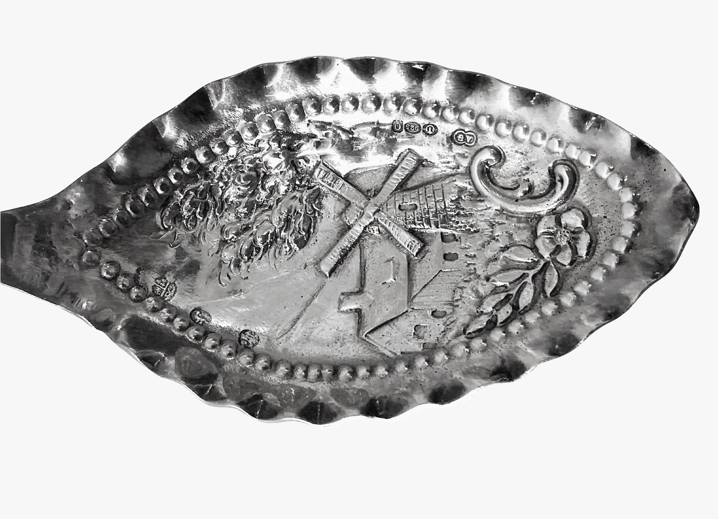 Inizio XX secolo Cucchiaio da crema/scimmia/caddy olandese in argento sterling Importazione di Londra 1909 Arthur Graf in vendita