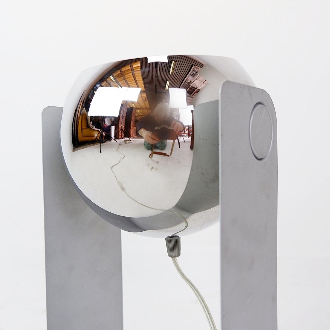 Néerlandais Lampe de table hollandaise « eyeball » pour Massive - 1990 en vente