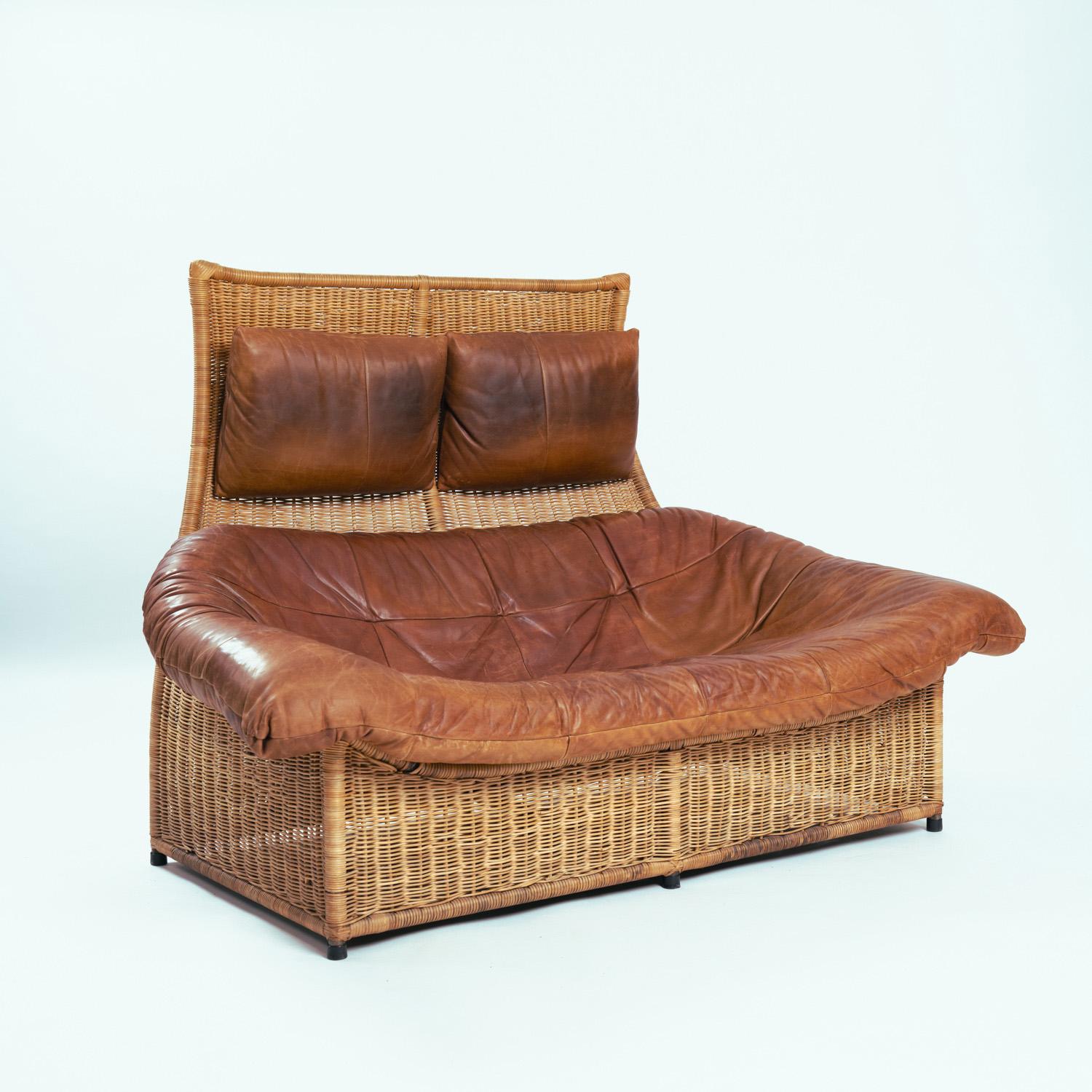 Mid-Century Modern Dutch The Rock Gerard van den Berg midcentury modern rattan leather 2 seat sofa For Sale