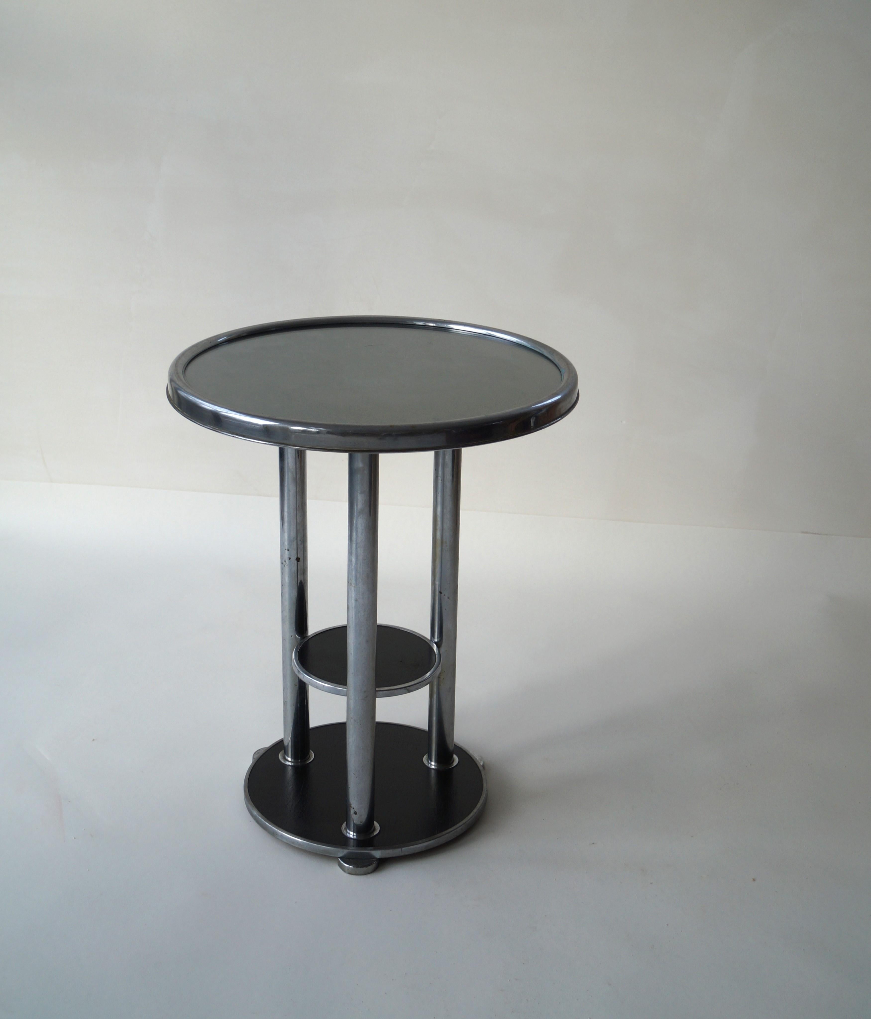 Dutch three tiered Bauhaus side table, 1930s For Sale 6