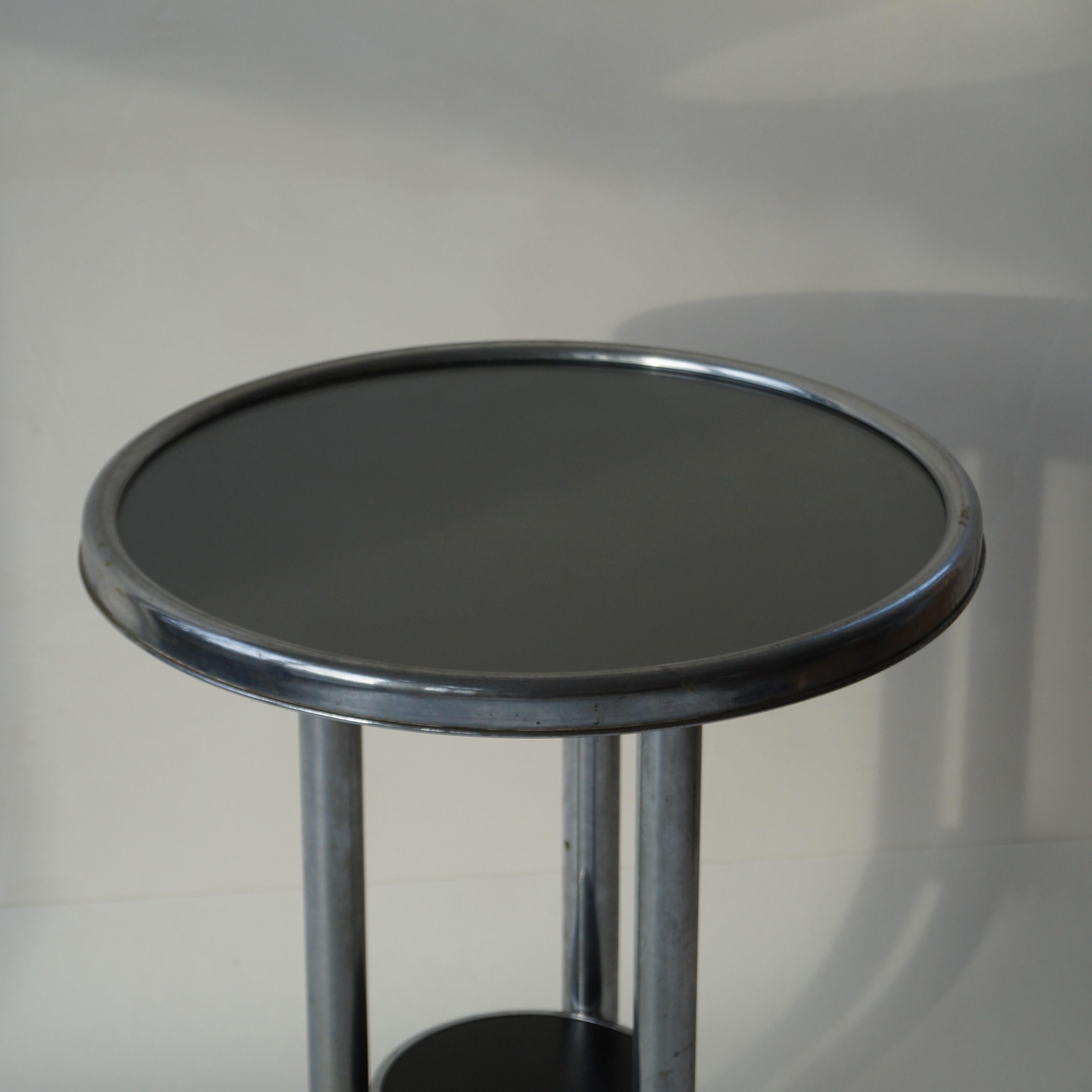 Dutch three tiered Bauhaus side table, 1930s For Sale 2
