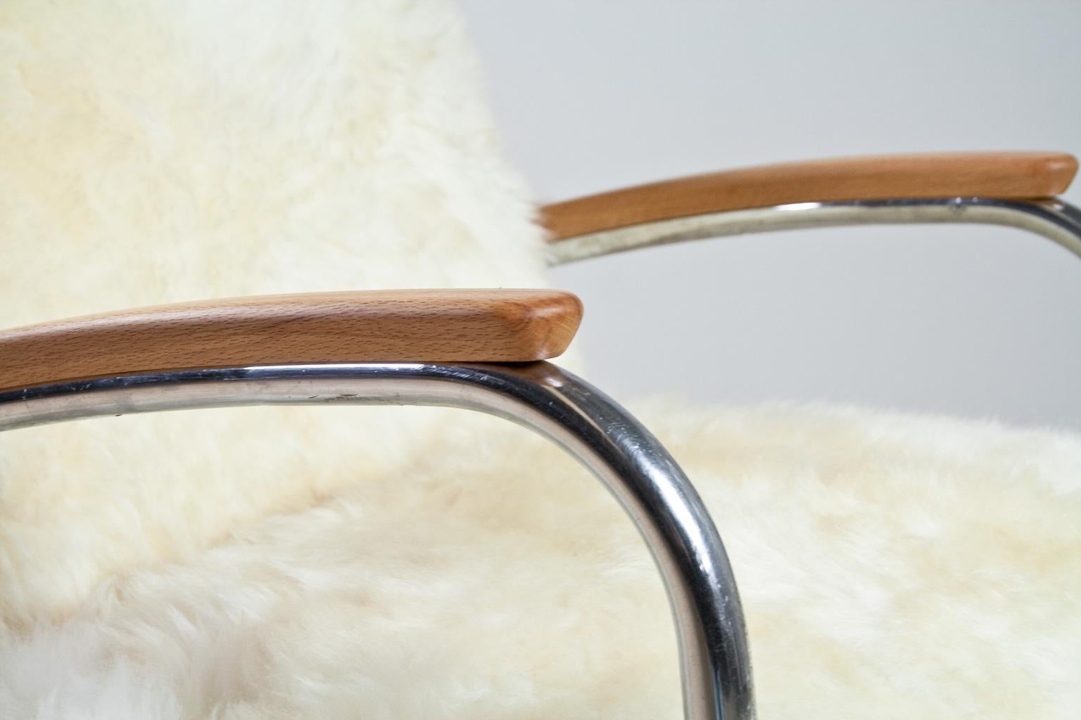 Vintage lounge chair by De Cirkel in White Sheepskin, 1930s Bauhaus inspired 2