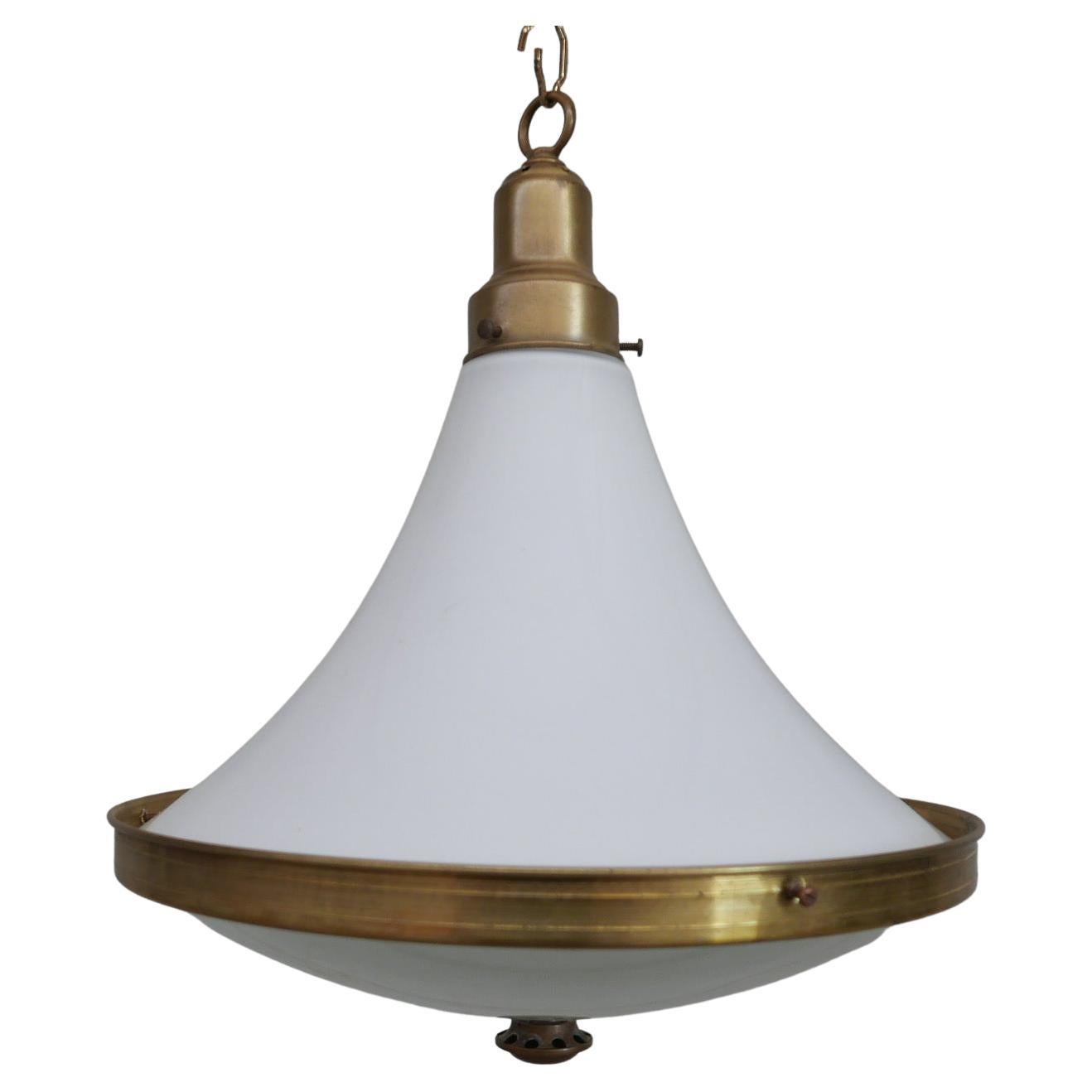 Lampe à suspension hollandaise bicolore en opaline et laiton