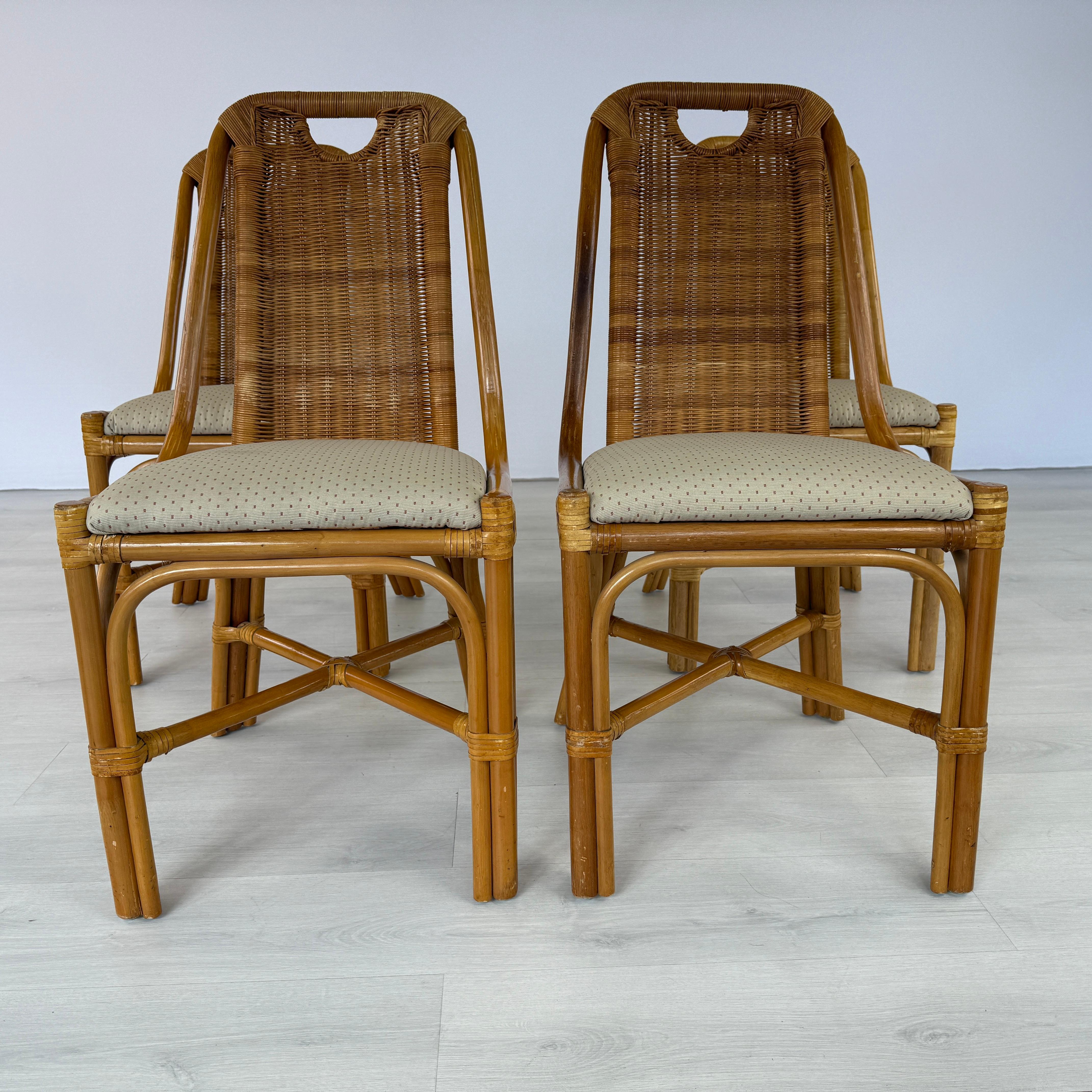 Chaises de salle à manger en osier Vintage By - Lot de 4 État moyen - En vente à Bridgeport, CT