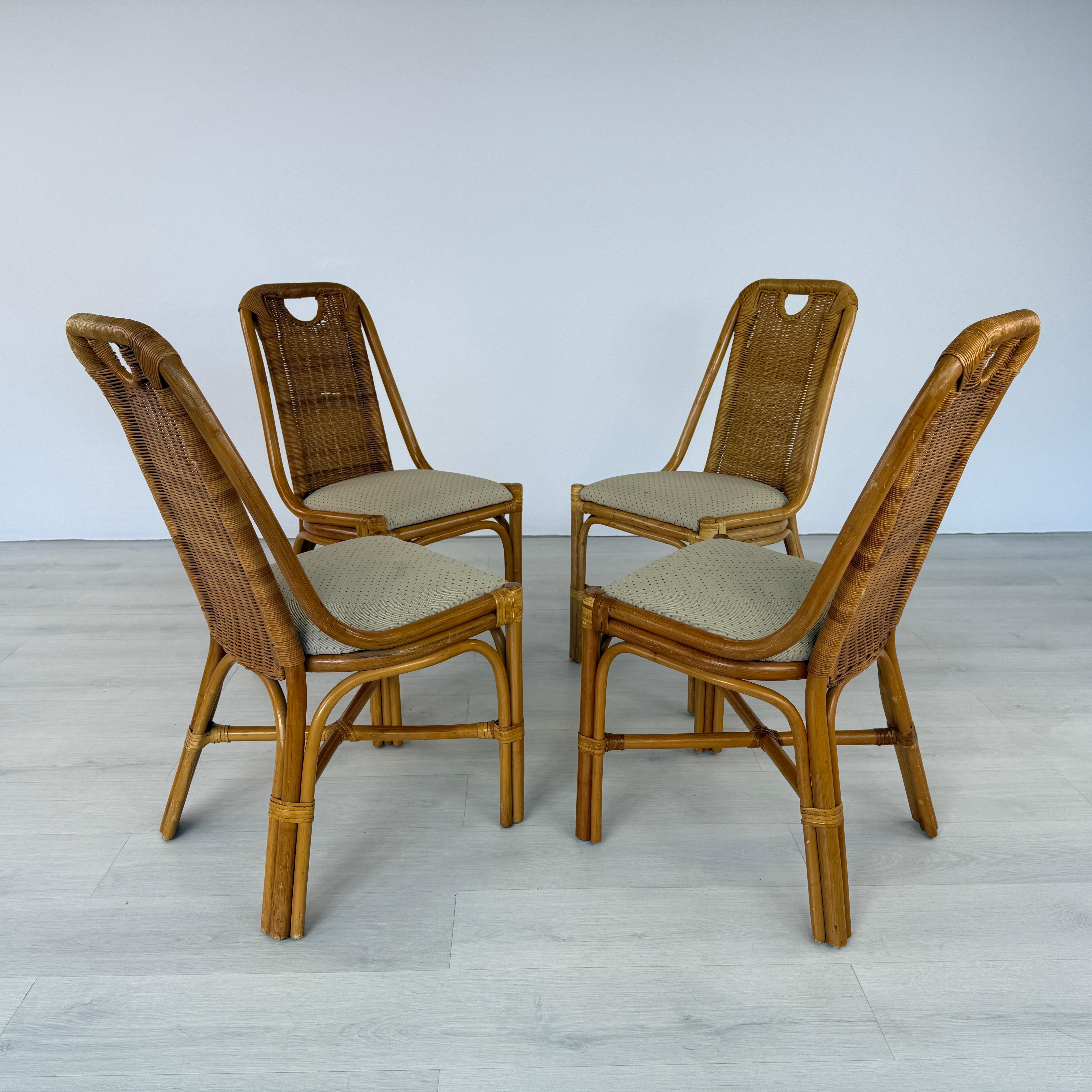 20ième siècle Chaises de salle à manger en osier Vintage By - Lot de 4 en vente