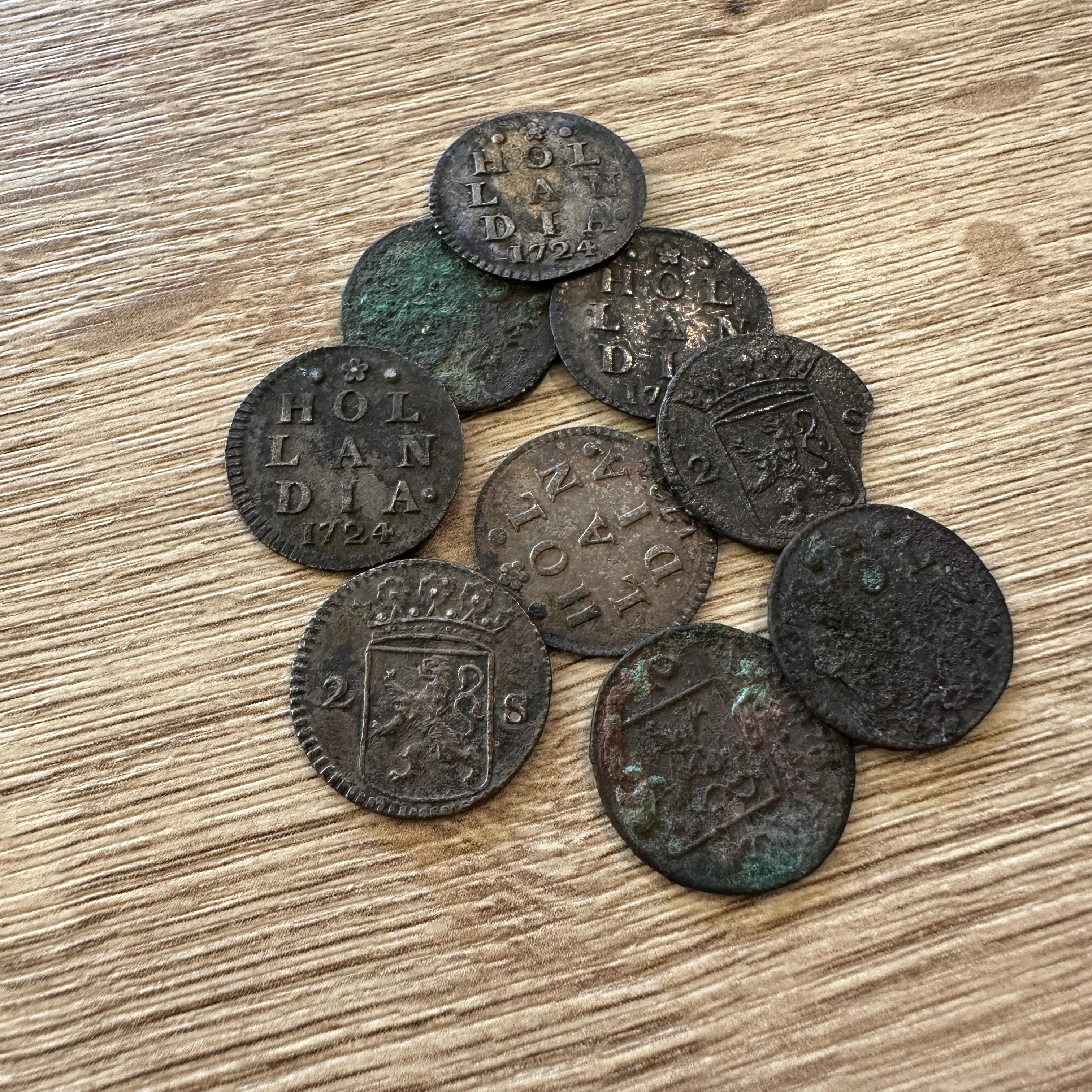 Early 18th Century Dutch VOC Silver Shipwreck Treasure Coins From The Akerendam Shipwreck 1724 For Sale