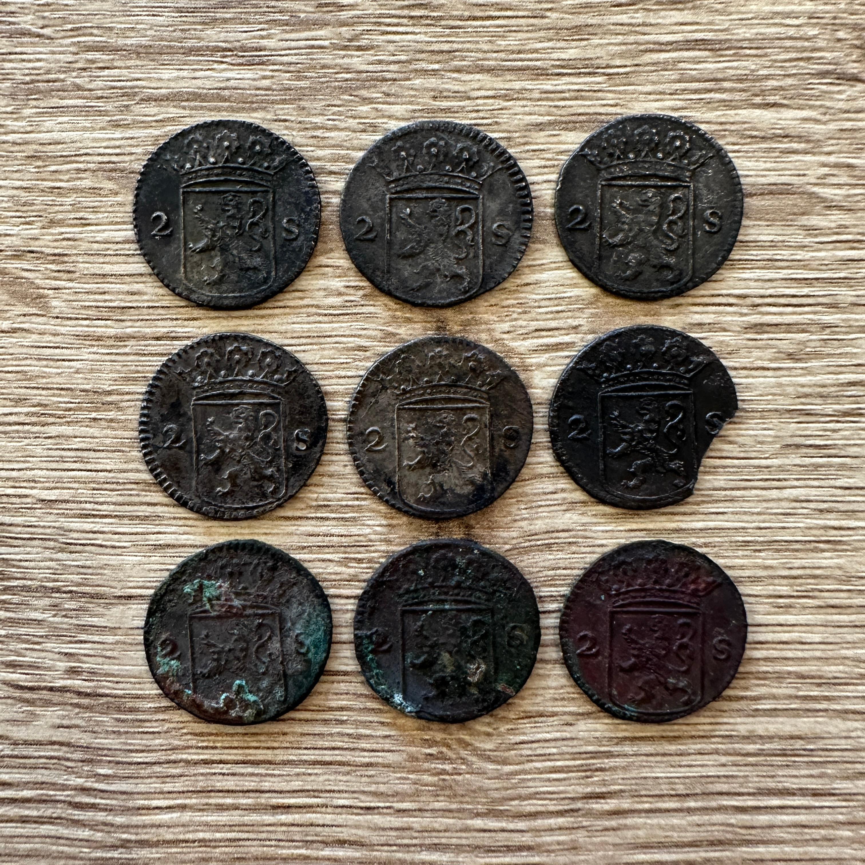 Dutch VOC Silver Shipwreck Treasure Coins From The Akerendam Shipwreck 1724 For Sale 3