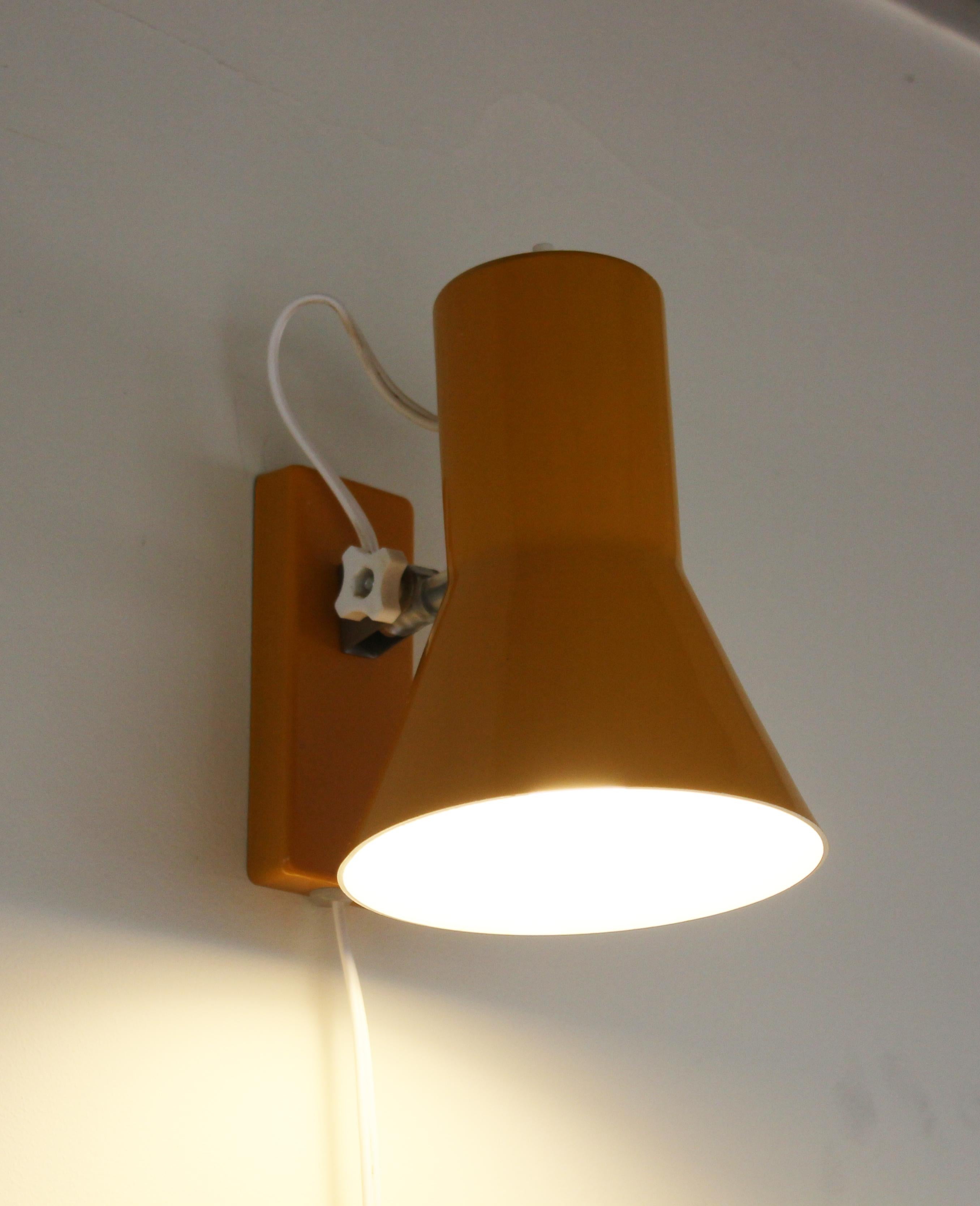 Dutch wall lamp For Sale 1