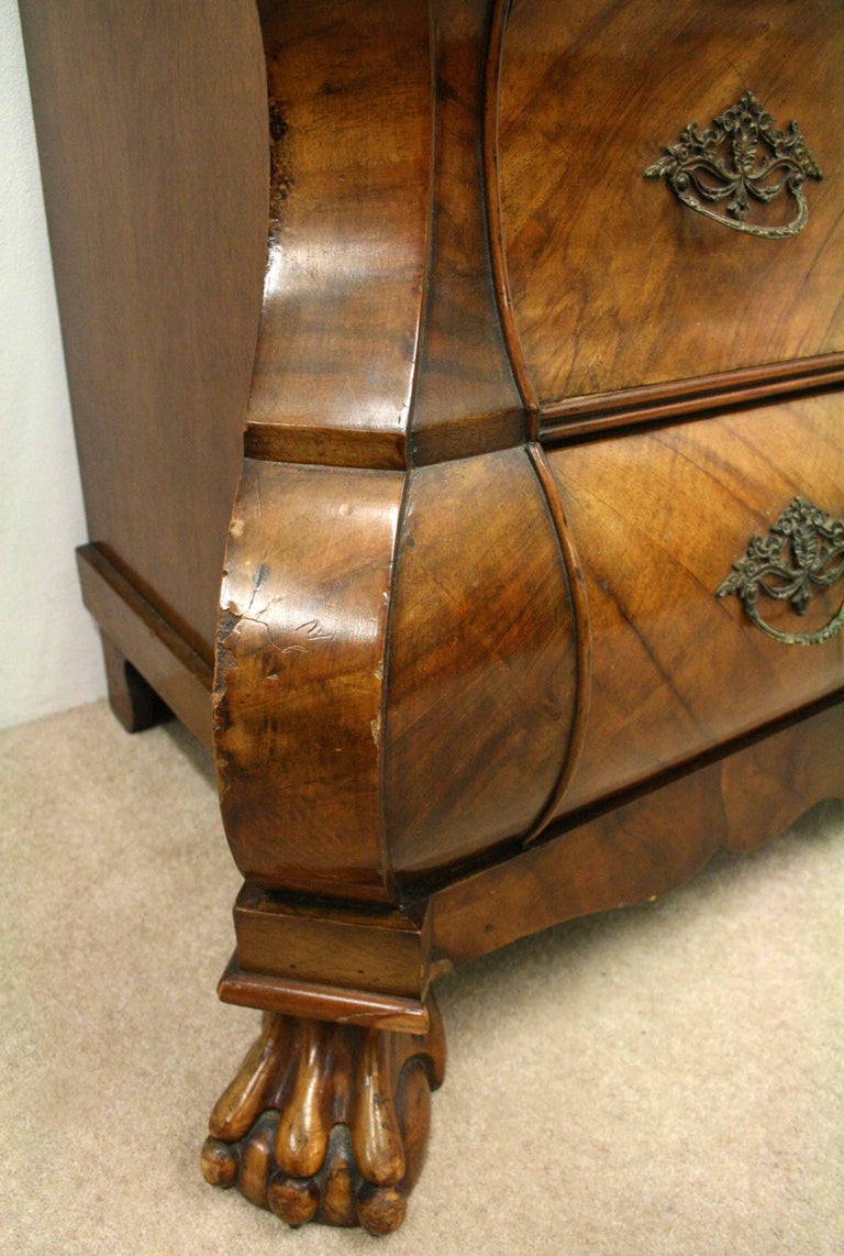 Dutch Walnut Bombé Chest of Drawers, circa 1840 For Sale at 1stDibs