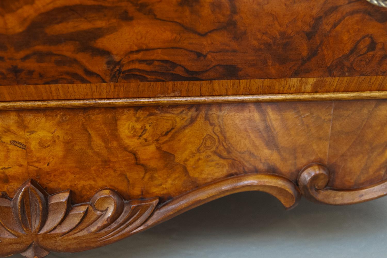 Dutch Walnut Bombe Commode, 1910s. 9