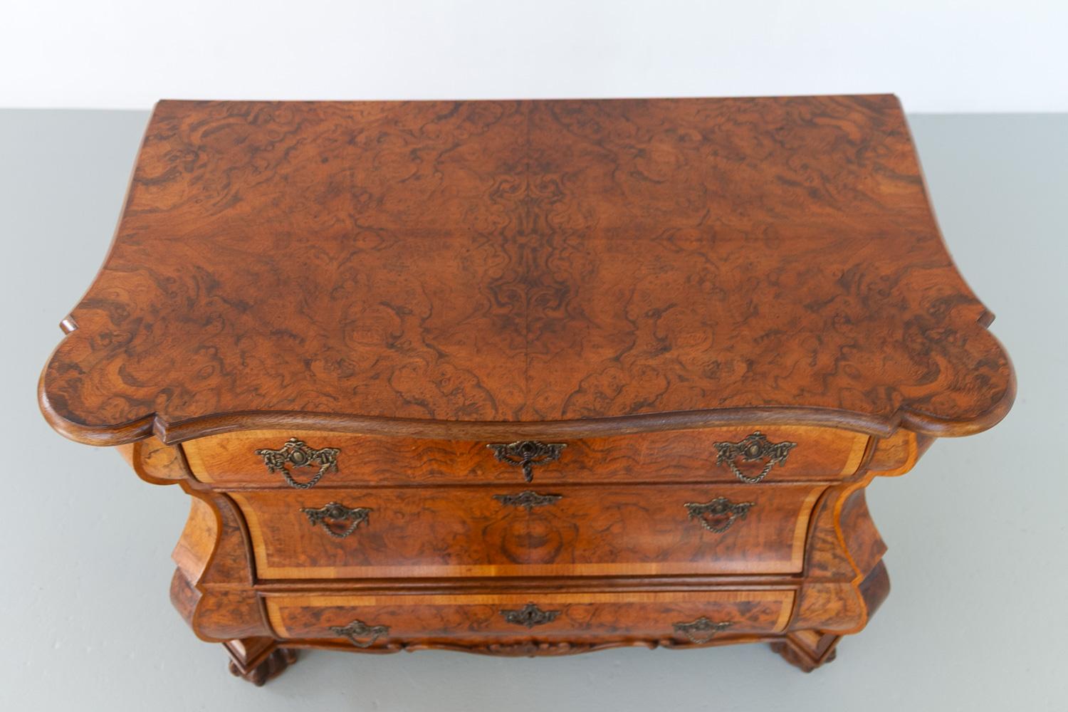 Dutch Walnut Bombe Commode, 1910s. 1