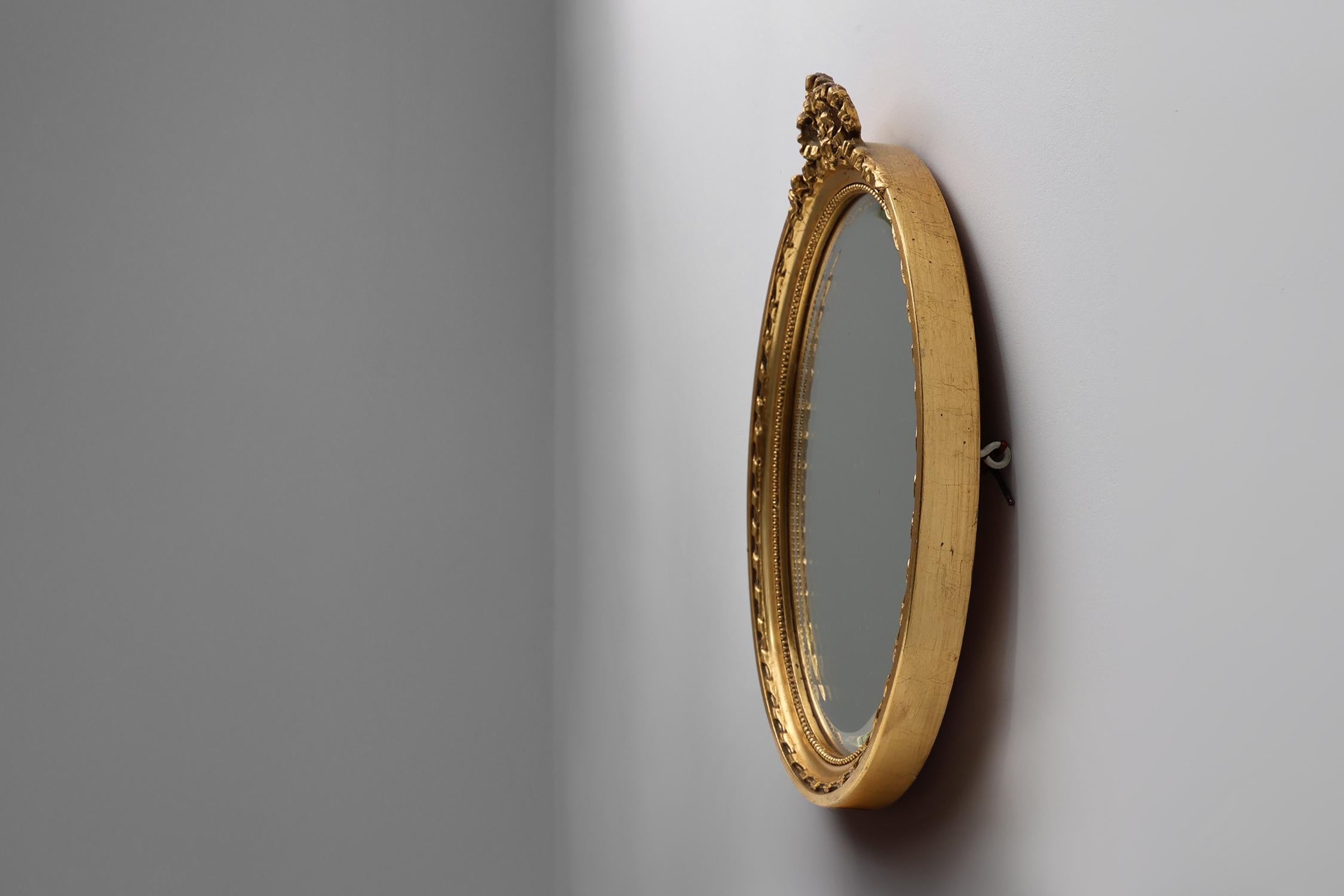 Milieu du XXe siècle Miroir hollandais en bois et biseauté de style Louis-Philippe laqué par Pieterman, années 1950 en vente