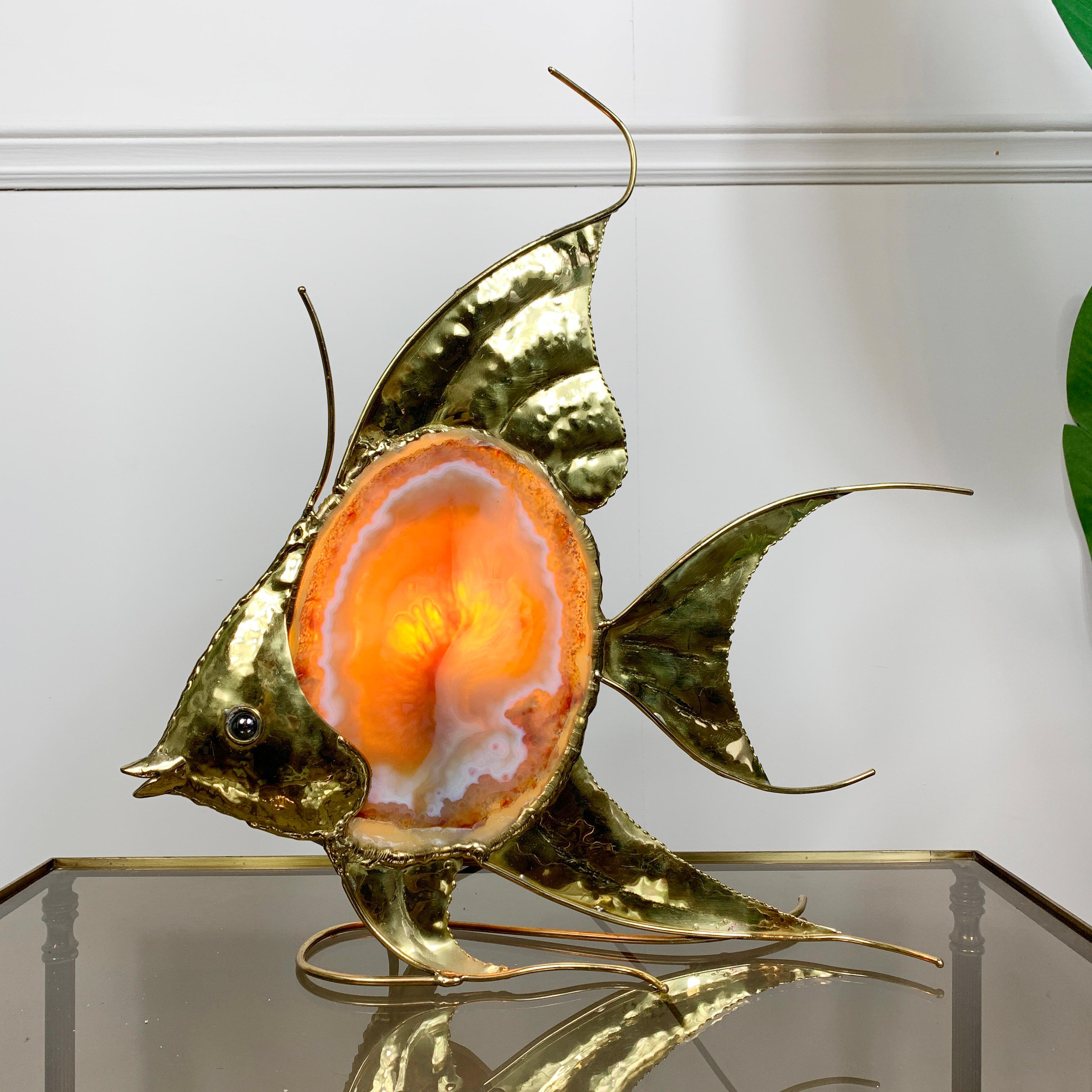 Agate Grande lampe poisson d'ange Duval Brasseur en agate dorée en vente