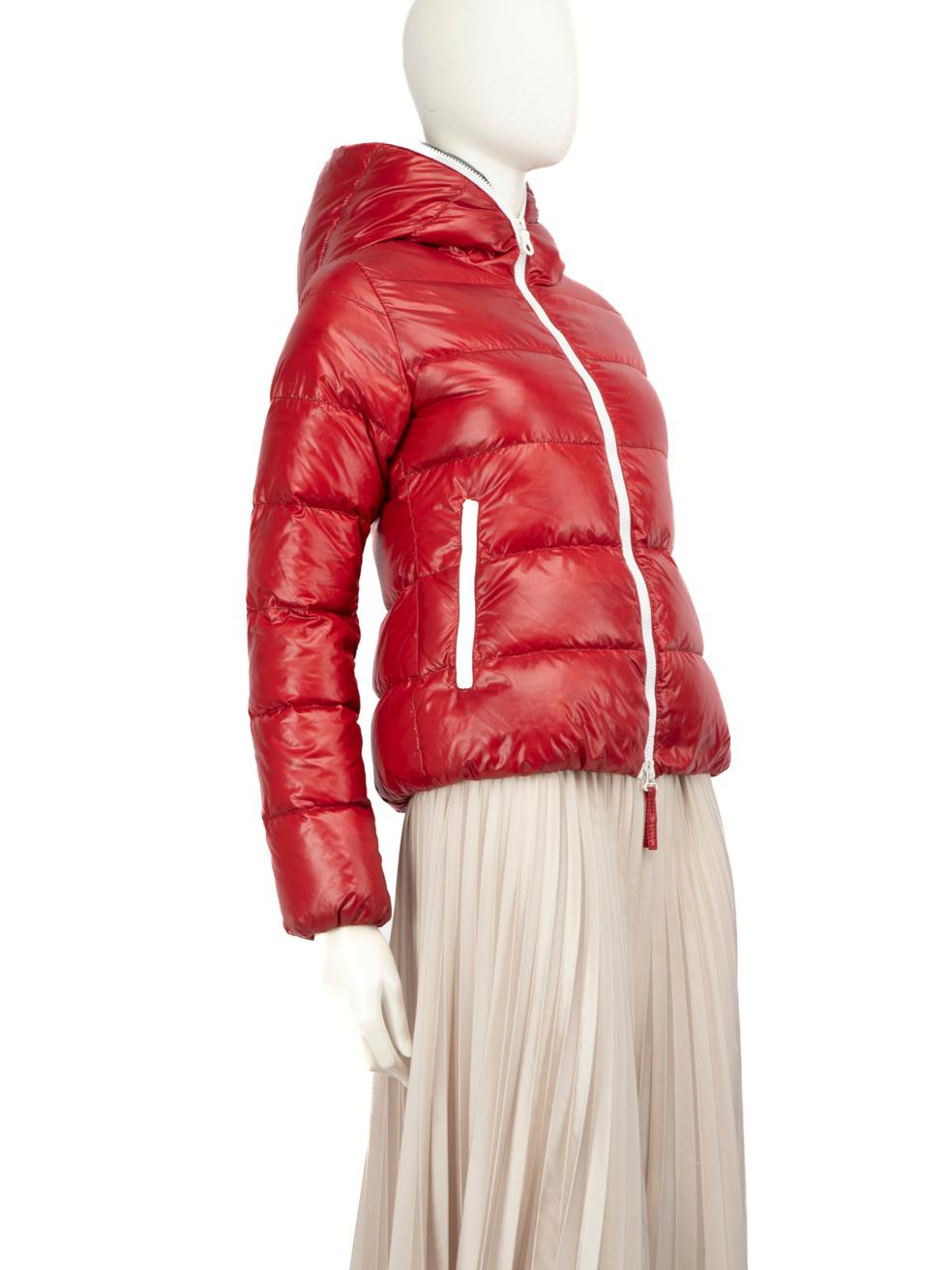 CONDITION is Very good. Minimal wear to coat is evident. There are discolouration marks that can be found to the overall shell exterior such as front panel, sleeves back and on the hood on this used Duvetica designer resale