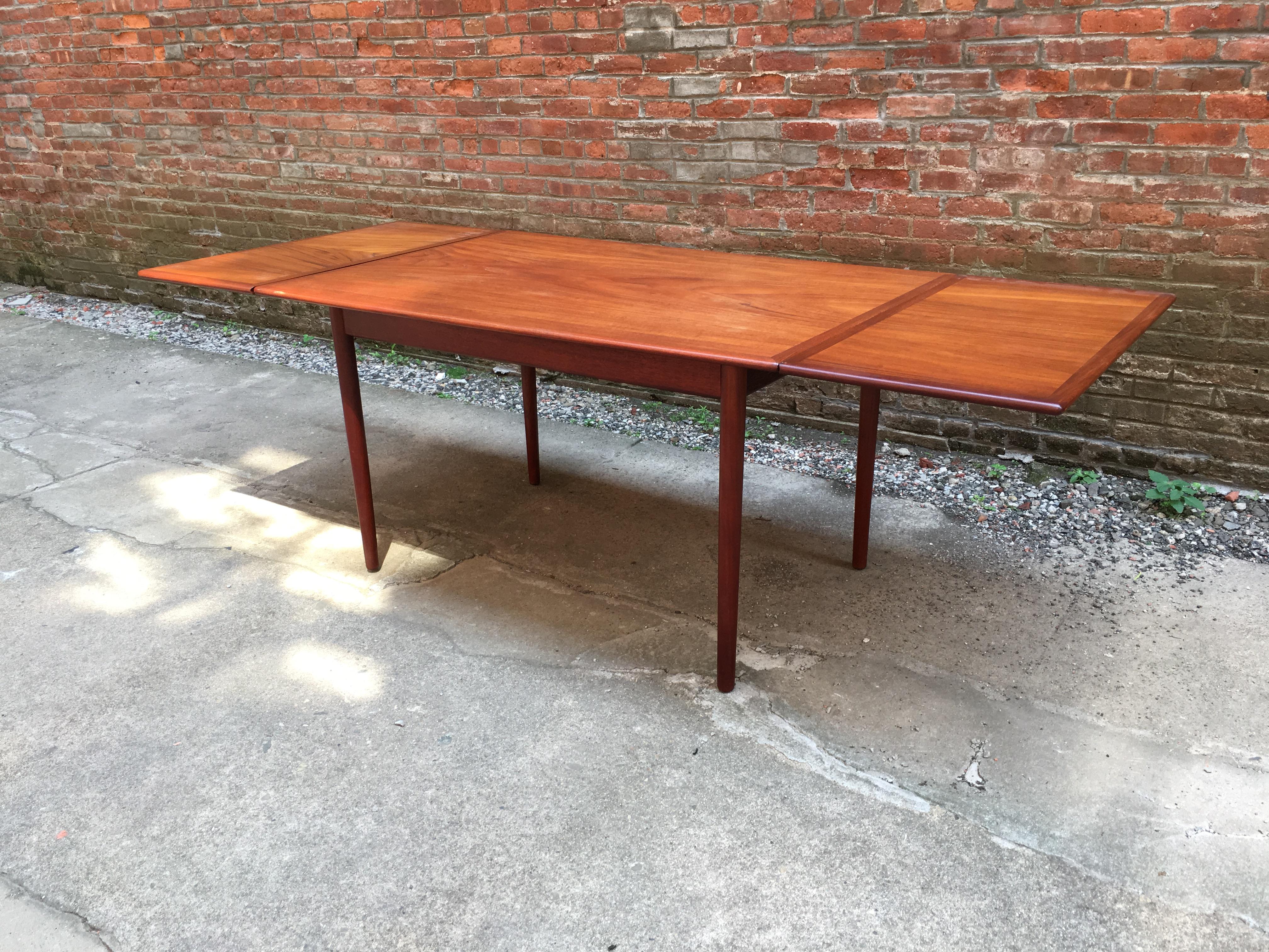 DUX Danish Modern Teak Dining Room Set 4