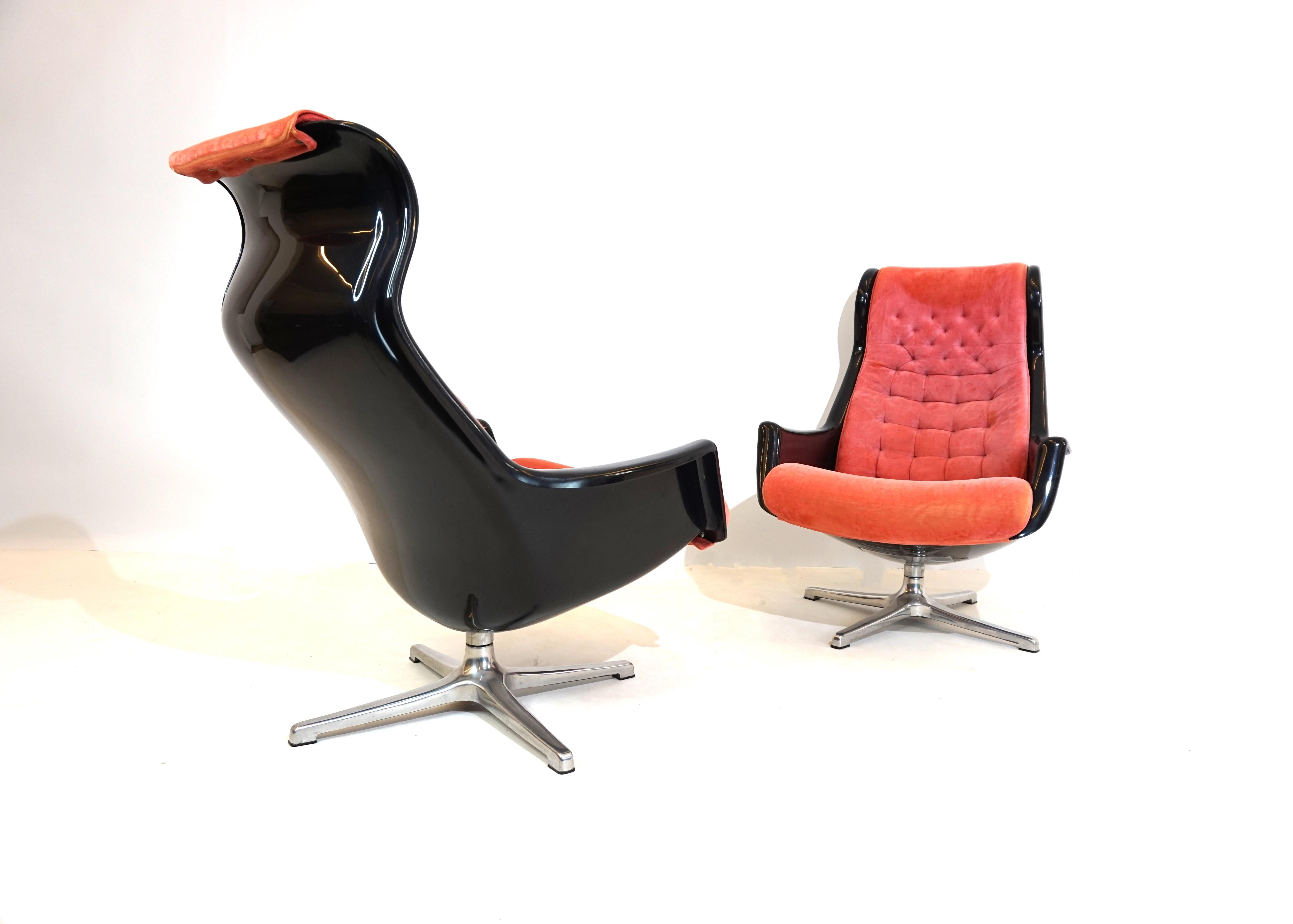 Dux Galaxy set of 2 Space Age armchairs by Alf Svensson & Yngvar Sandström For Sale 13