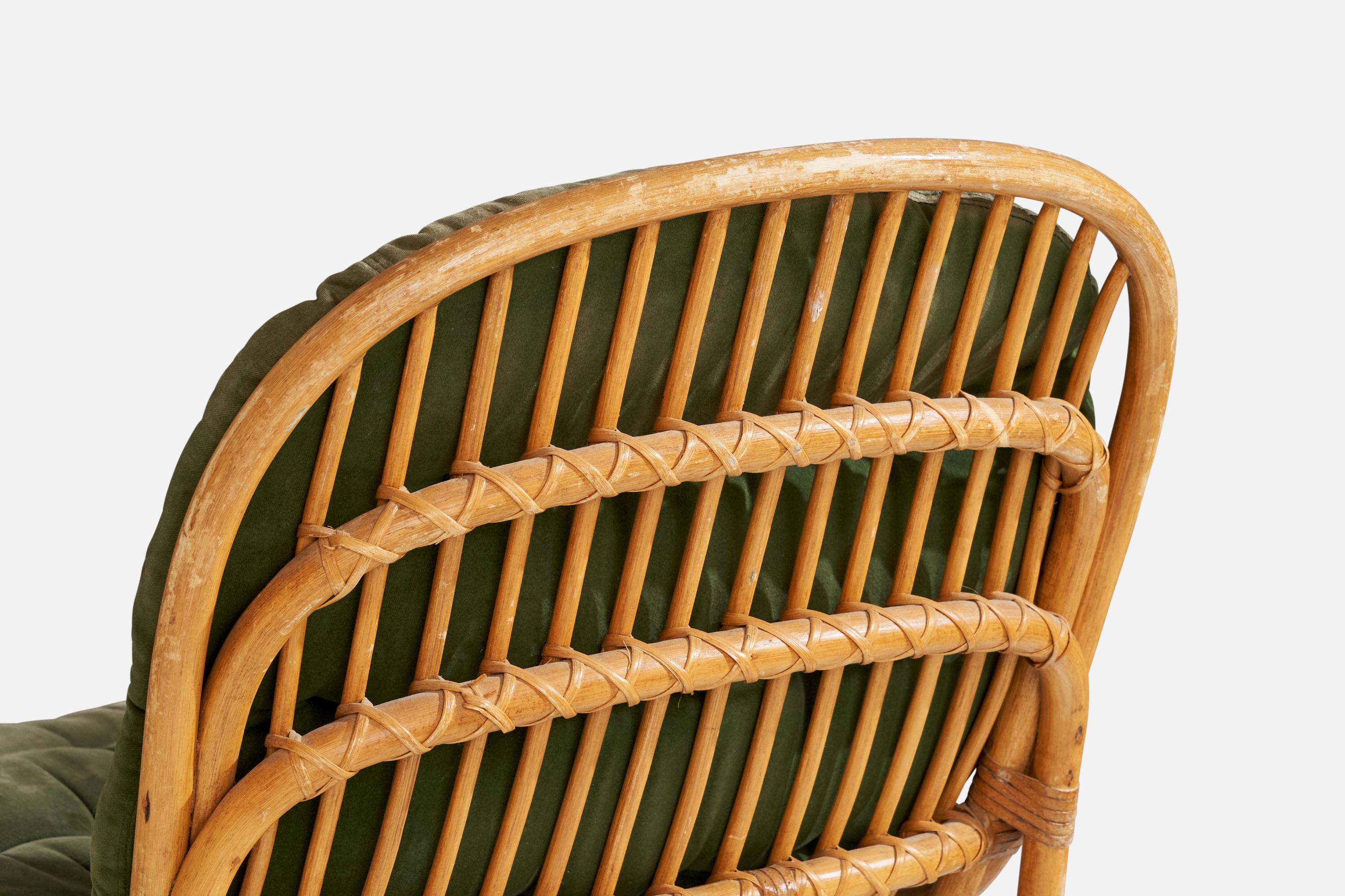 Dux, Lounge Chairs, Bamboo, Rattan, Fabric, Sweden, 1970s For Sale 5