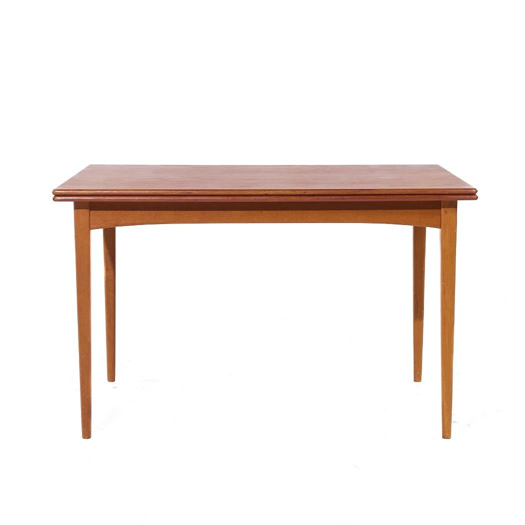 Fin du 20e siècle Dux Mid Century Danish Teak Flip Top Dining Table en vente