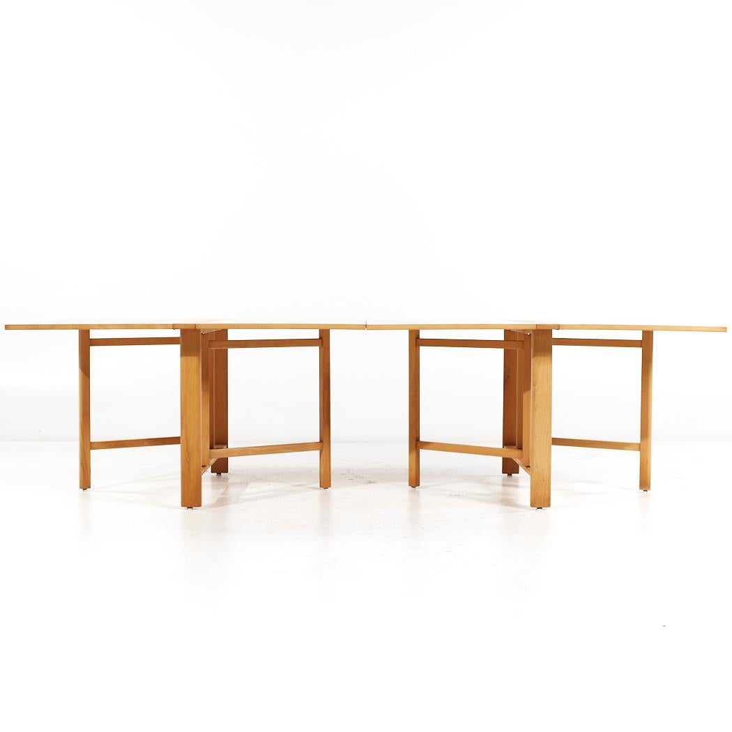 Dux Mid Century Maria Swedish Elm Beech and Brass Expanding Dining Table For Sale 3