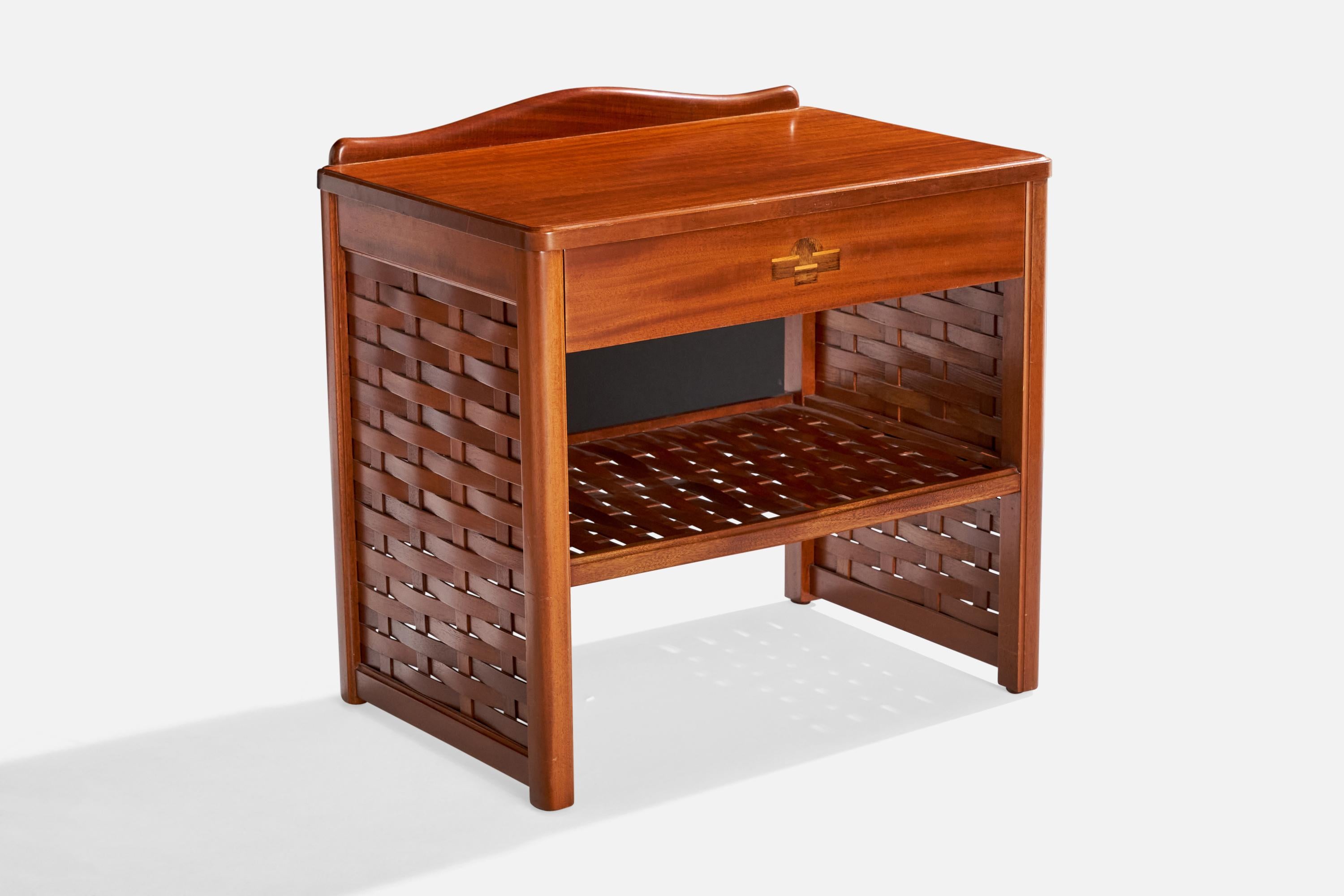 Dux, Nightstands, Wood, Sweden, 1970s In Good Condition For Sale In High Point, NC