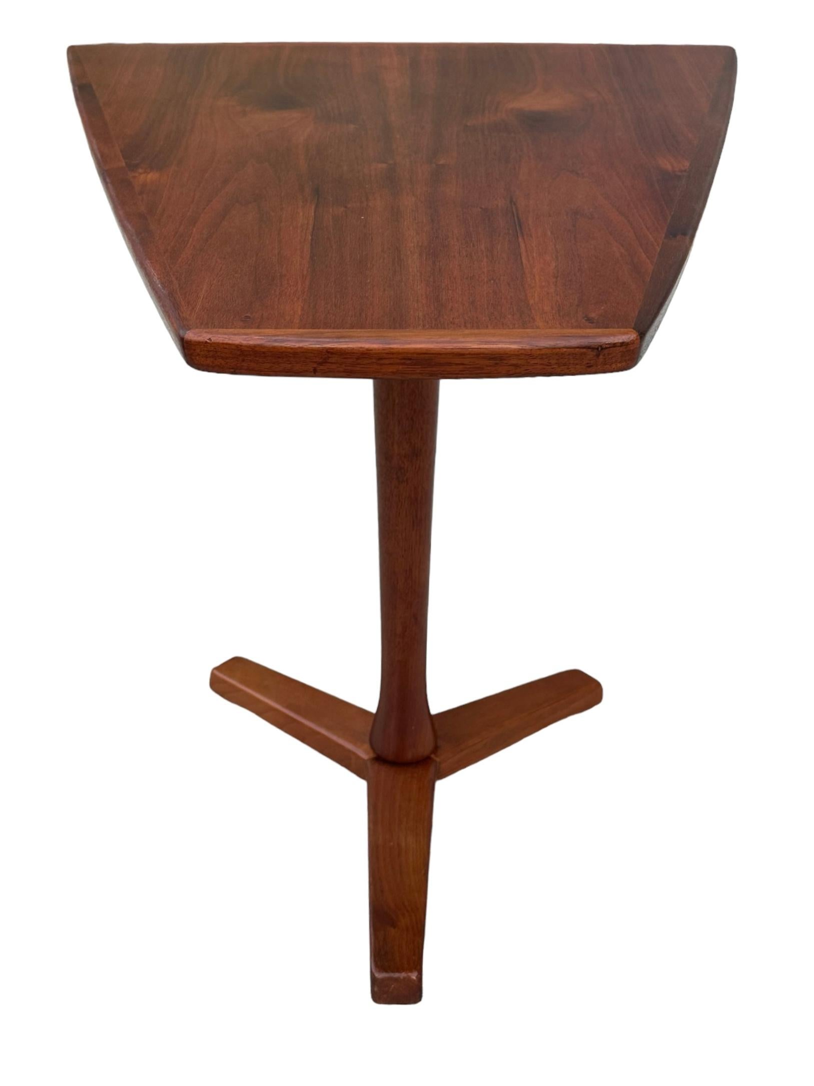 DUX of Sweden Teak Side Table of Unique Form For Sale 11