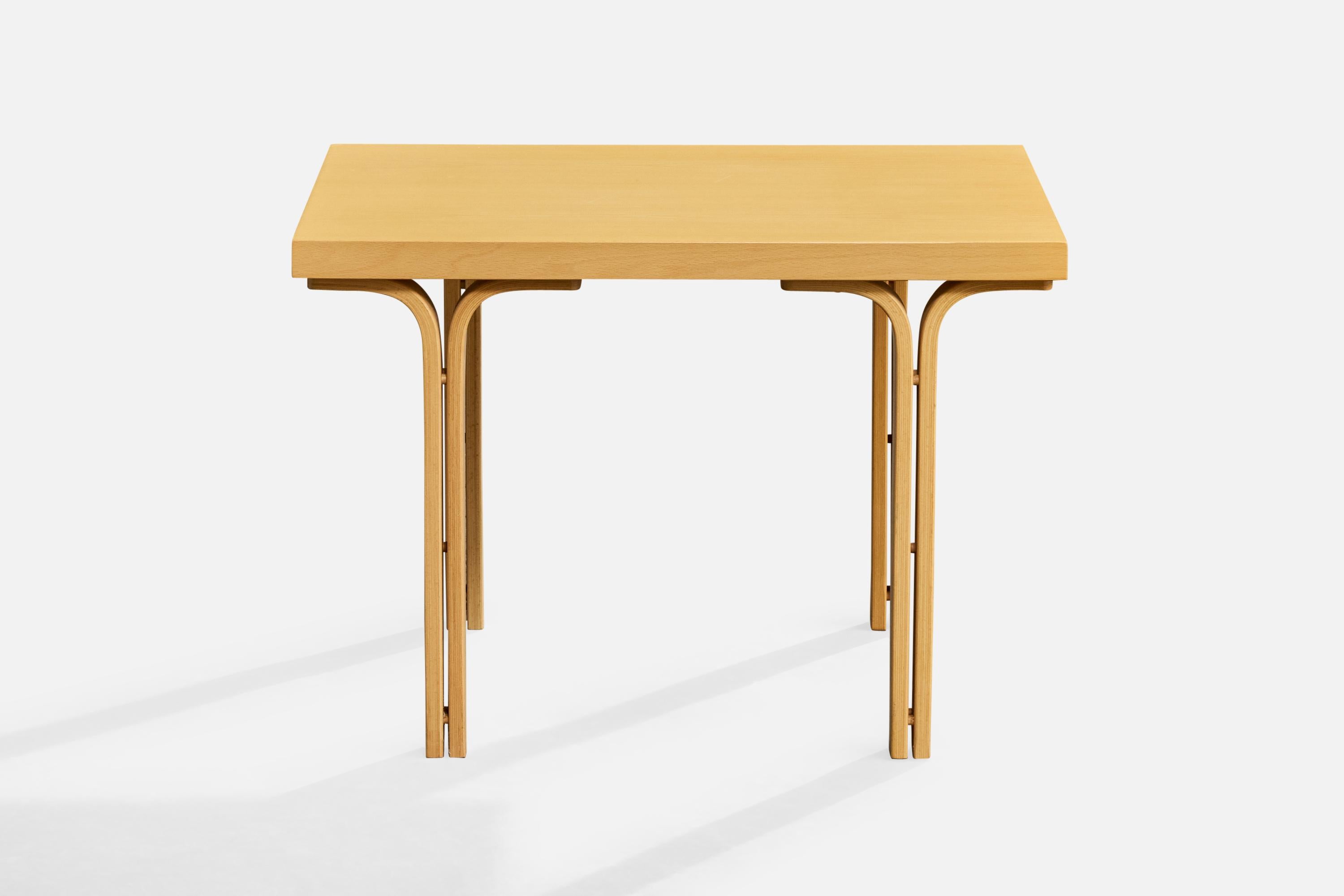 Dux, Side Tables, Beech, Sweden, 1990s In Fair Condition For Sale In High Point, NC