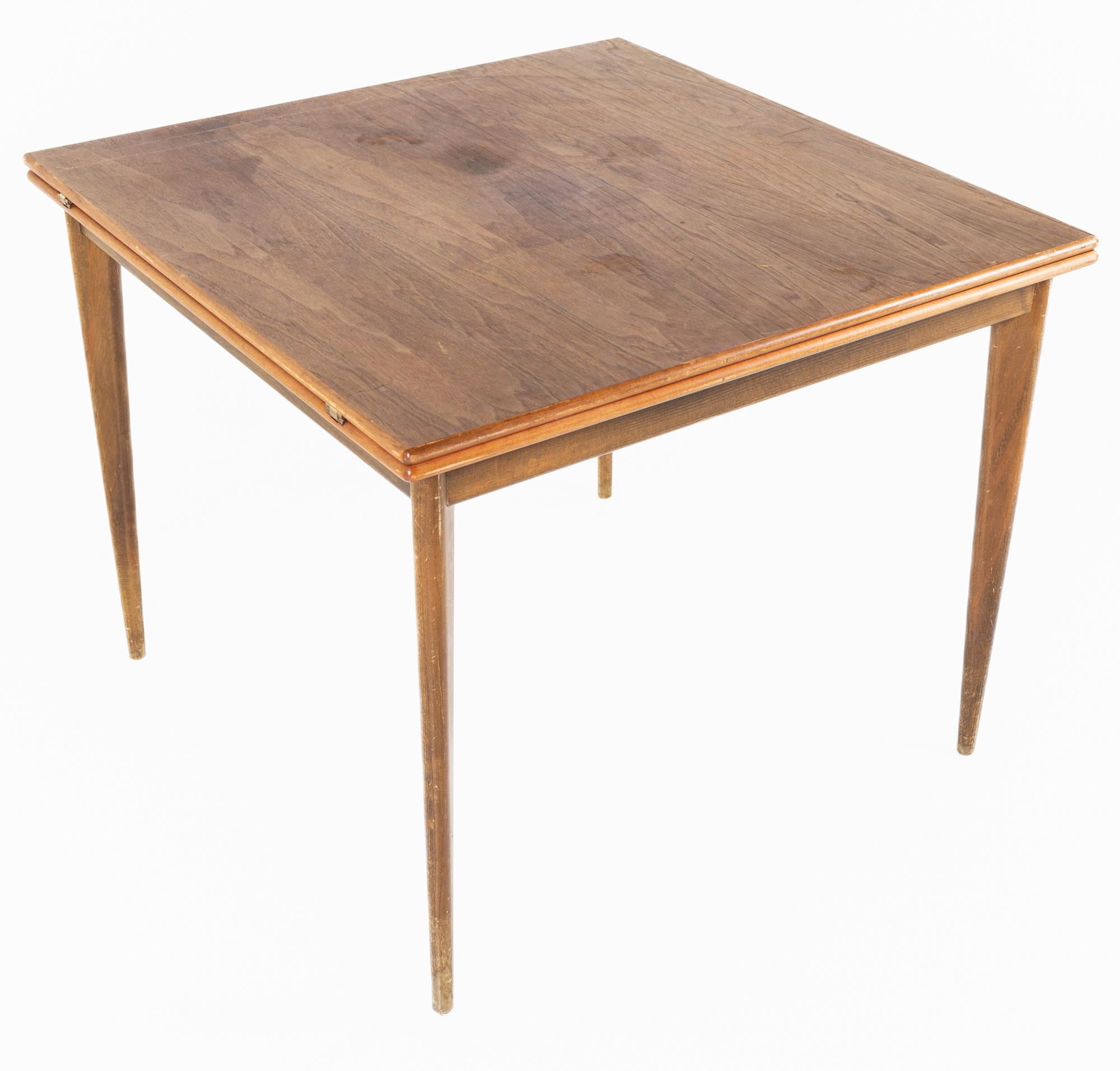 DUX Style Walnut Mid-Century Flip Top Dining Table In Good Condition In Countryside, IL