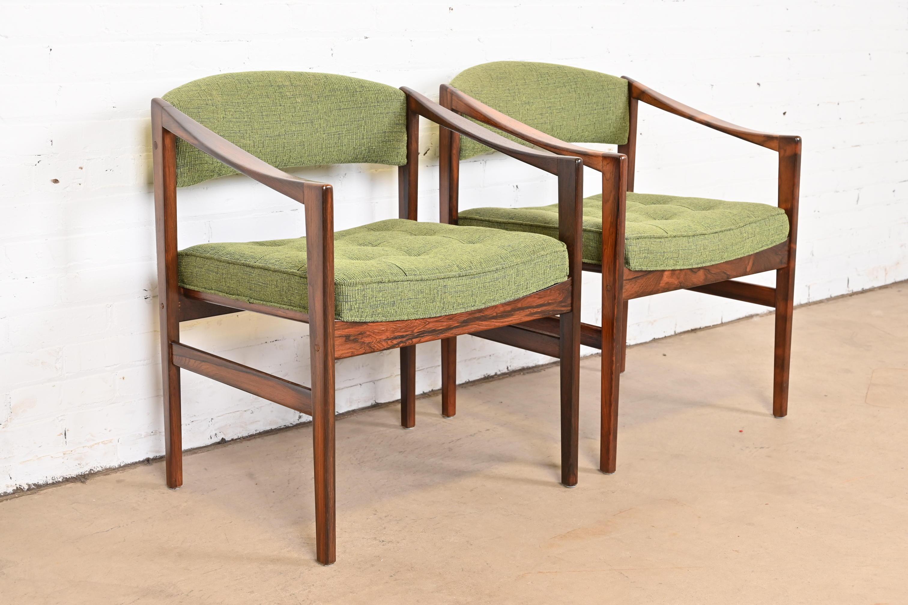 DUX Swedish Modern Rosewood Club Chairs, Newly Restored For Sale 1