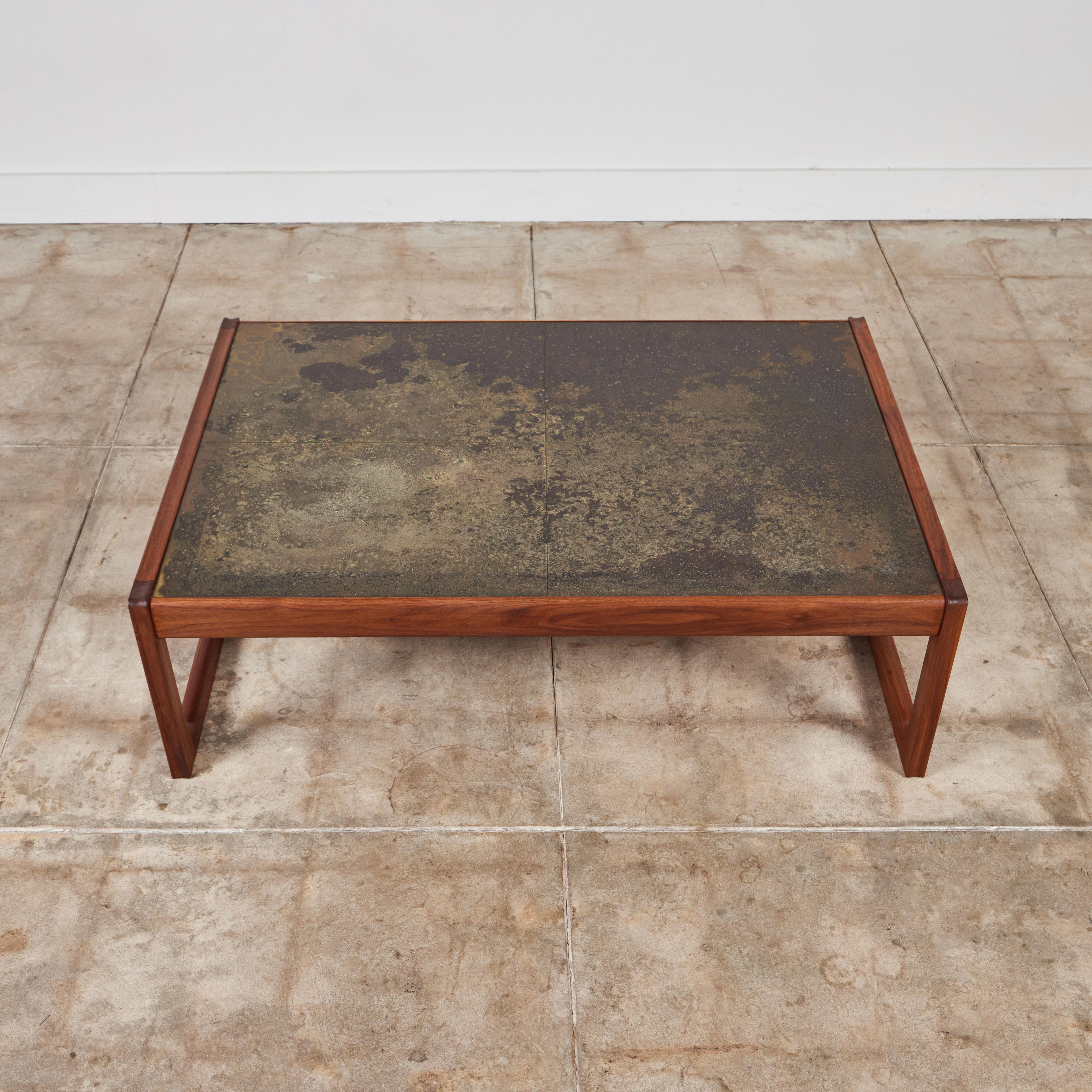 DUX Teak Coffee Table with Patinated Bronze Table Top 3