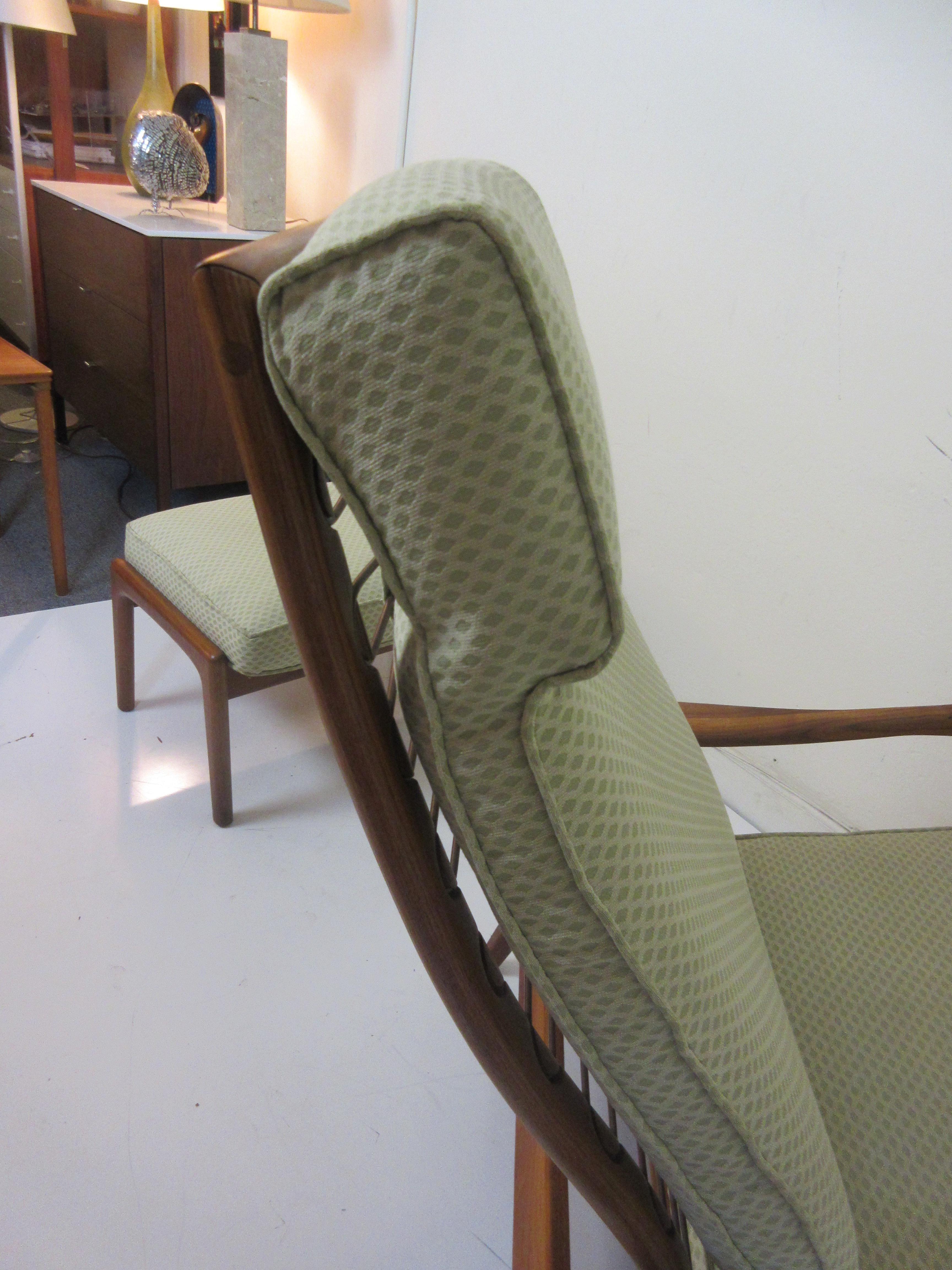 DUX Teak Lounge Chair and Ottoman 1