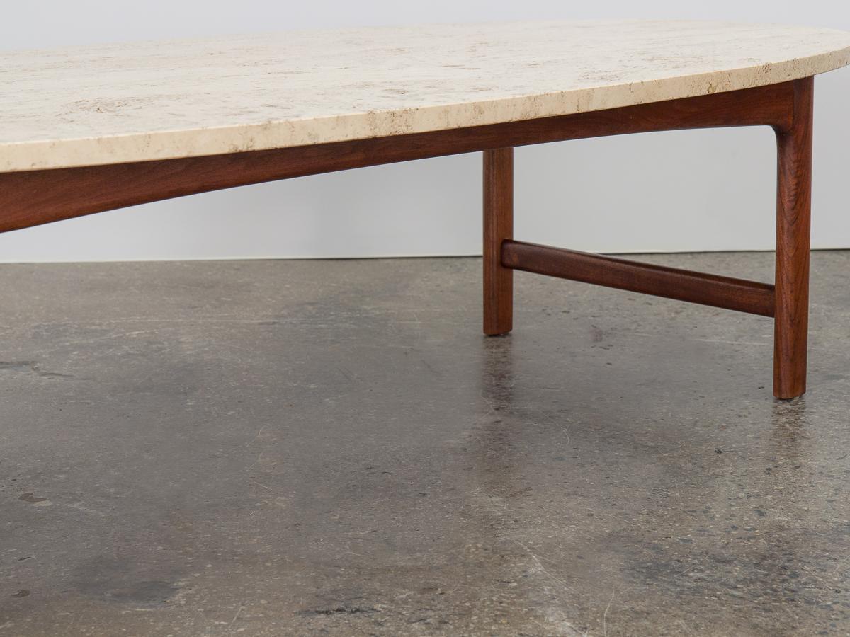 DUX Travertine Coffee Table In Good Condition In Brooklyn, NY