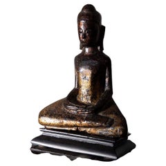   Dvaravati Meditation Buddha Statue in Antique Thai 