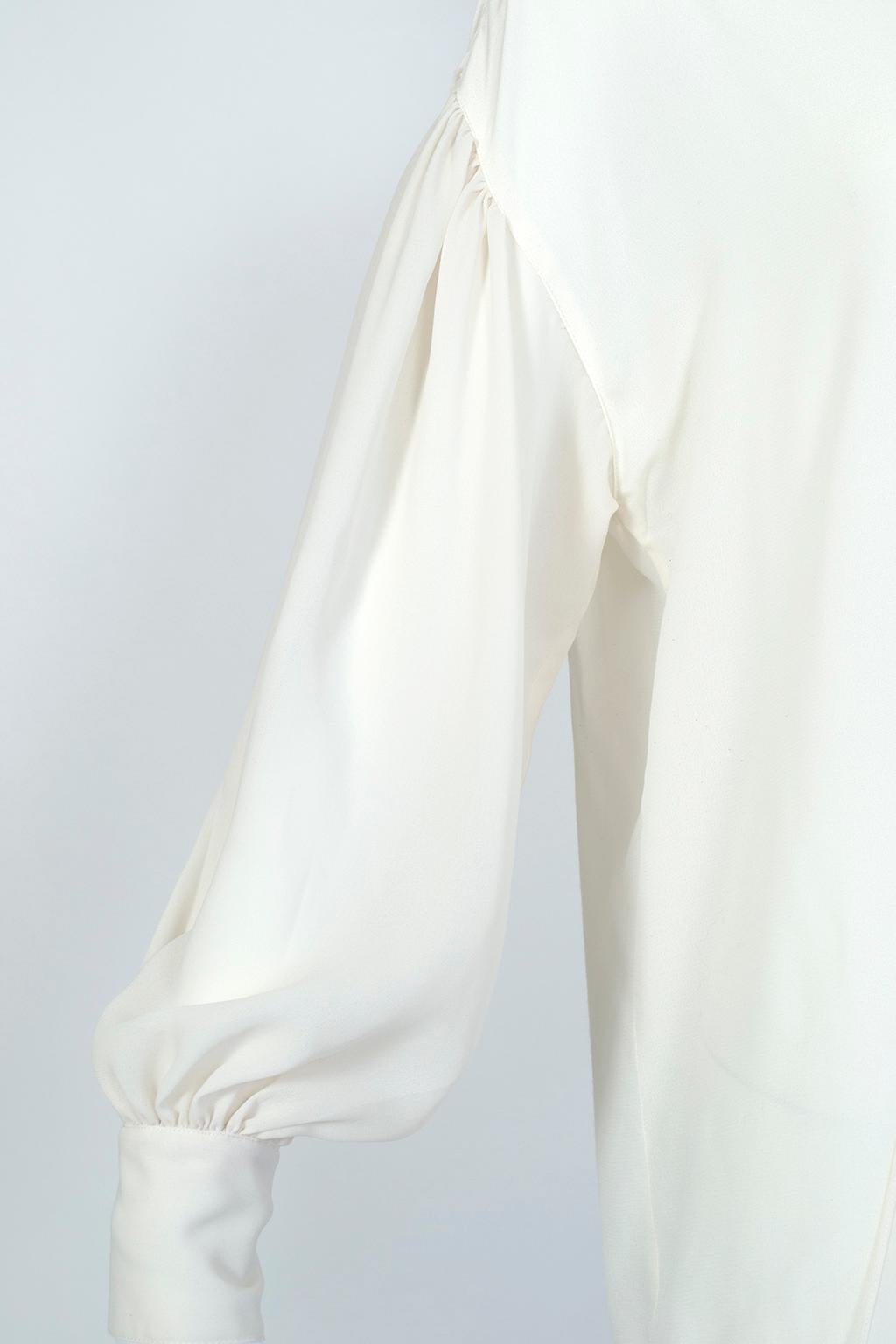 DVF von Furstenberg Boho Ivory Drop Shoulder Pussy Bow Poet's Blouse - L, 1970s In Good Condition For Sale In Tucson, AZ