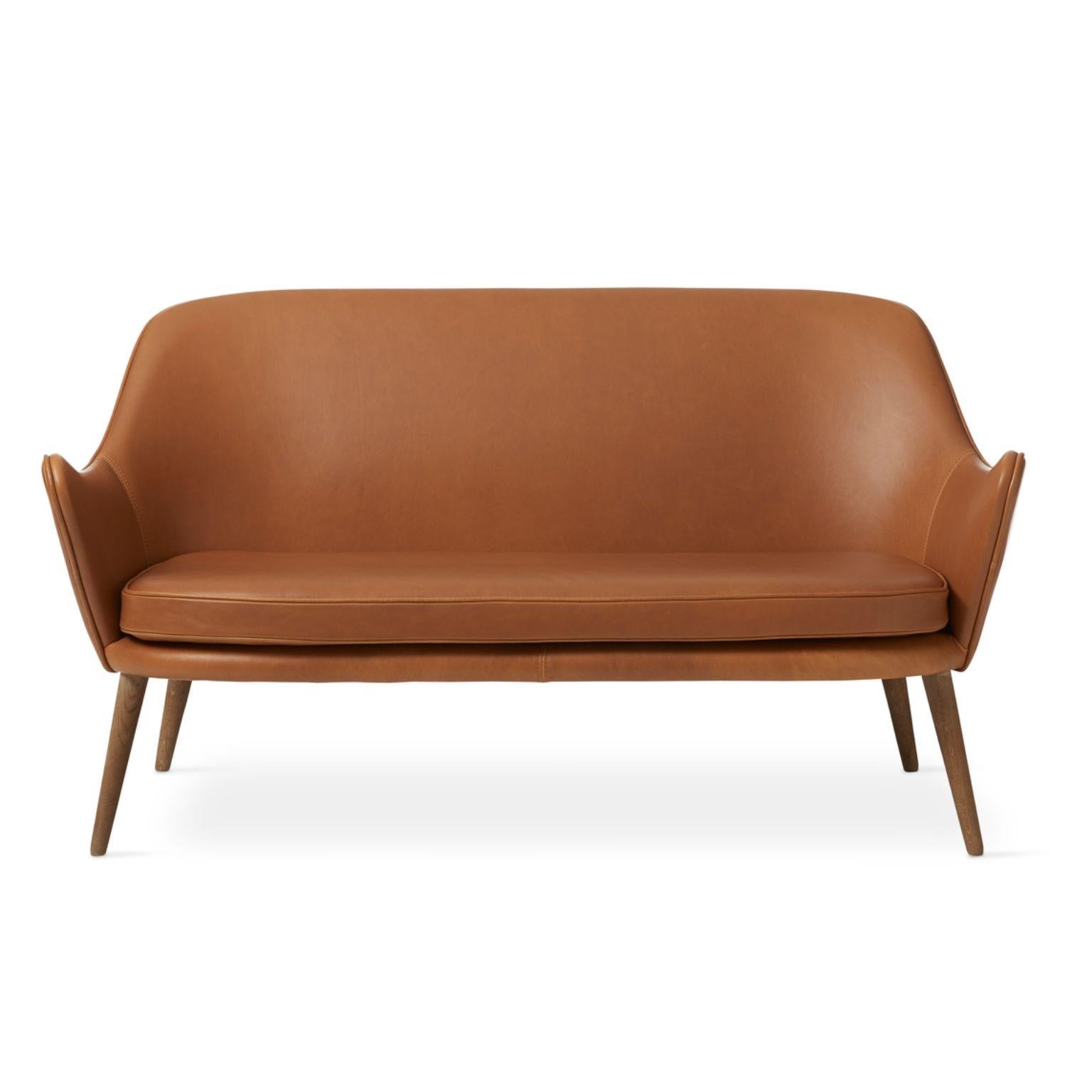Dwell 2 seater silk camel by Warm Nordic
Dimensions: D137 x W66 x H 73 cm
Material: Leather upholstery, Solid smoked or white oiled oak legs, Wooden frame, foam, spring system.
Weight: 35 kg
Also available in different colours and finishes.