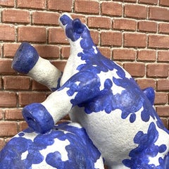 "El muro" (2000) de Dwight Davidson, escultura original de gres