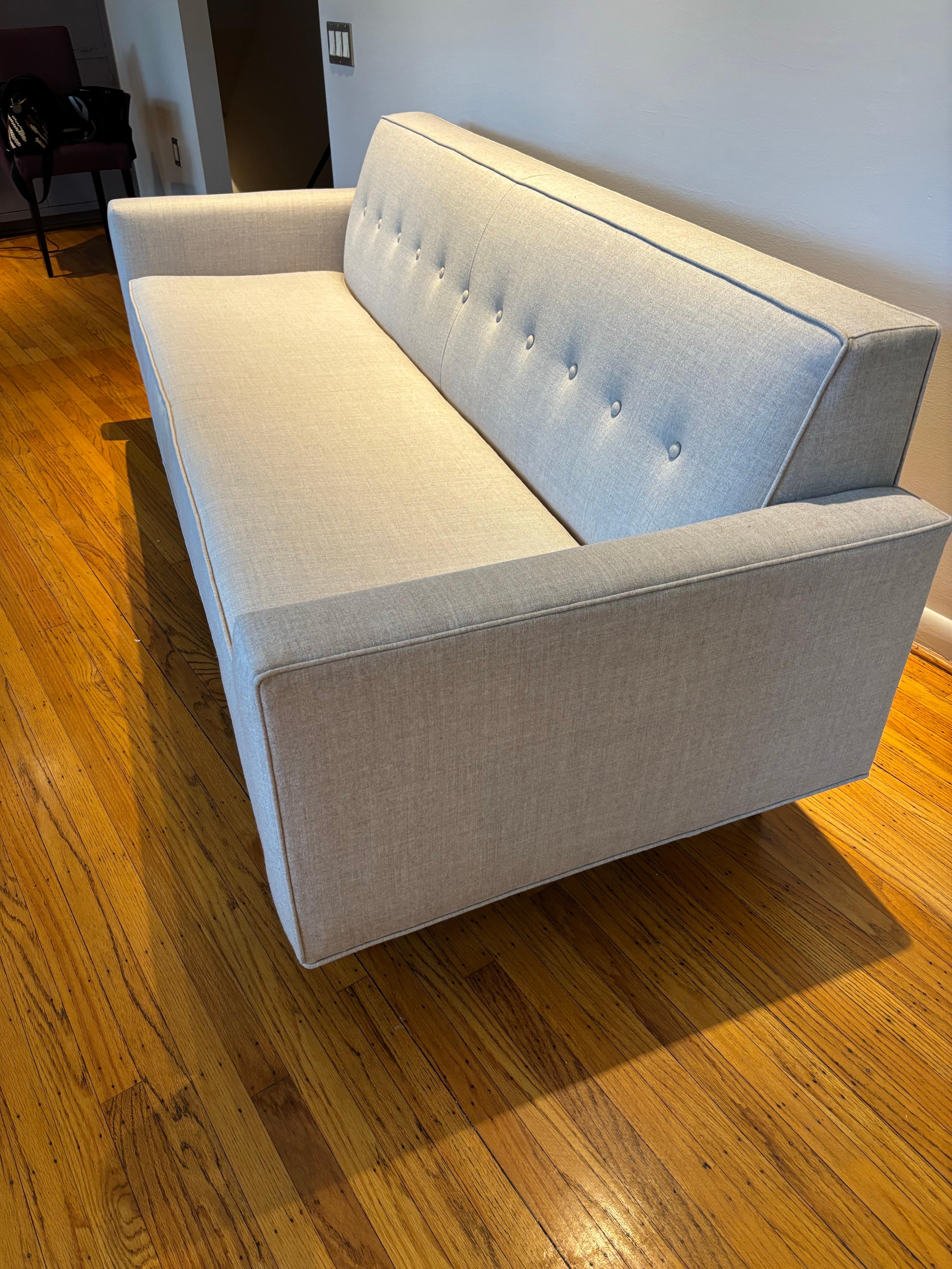 Mid-Century Modern DWR Bantam 84