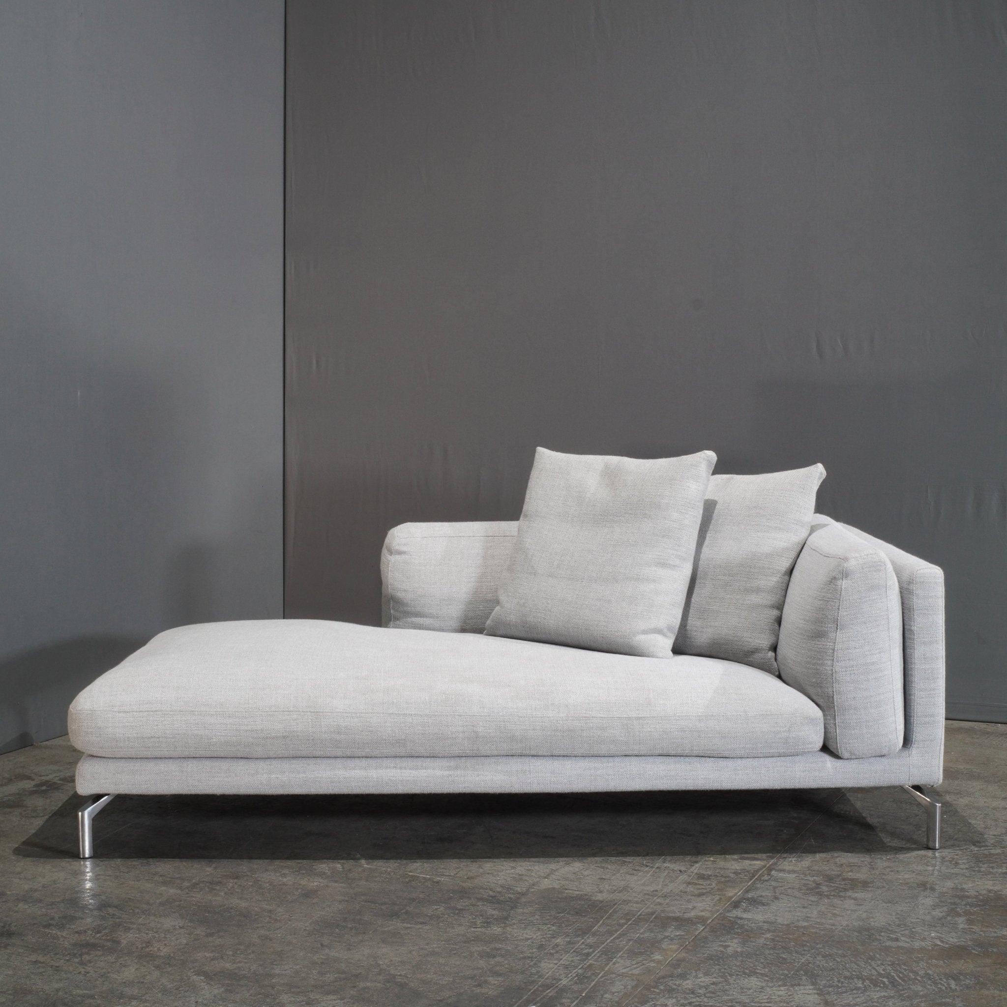 Sillón Como Gris DWR de Giorgio Soressi Moderno en venta