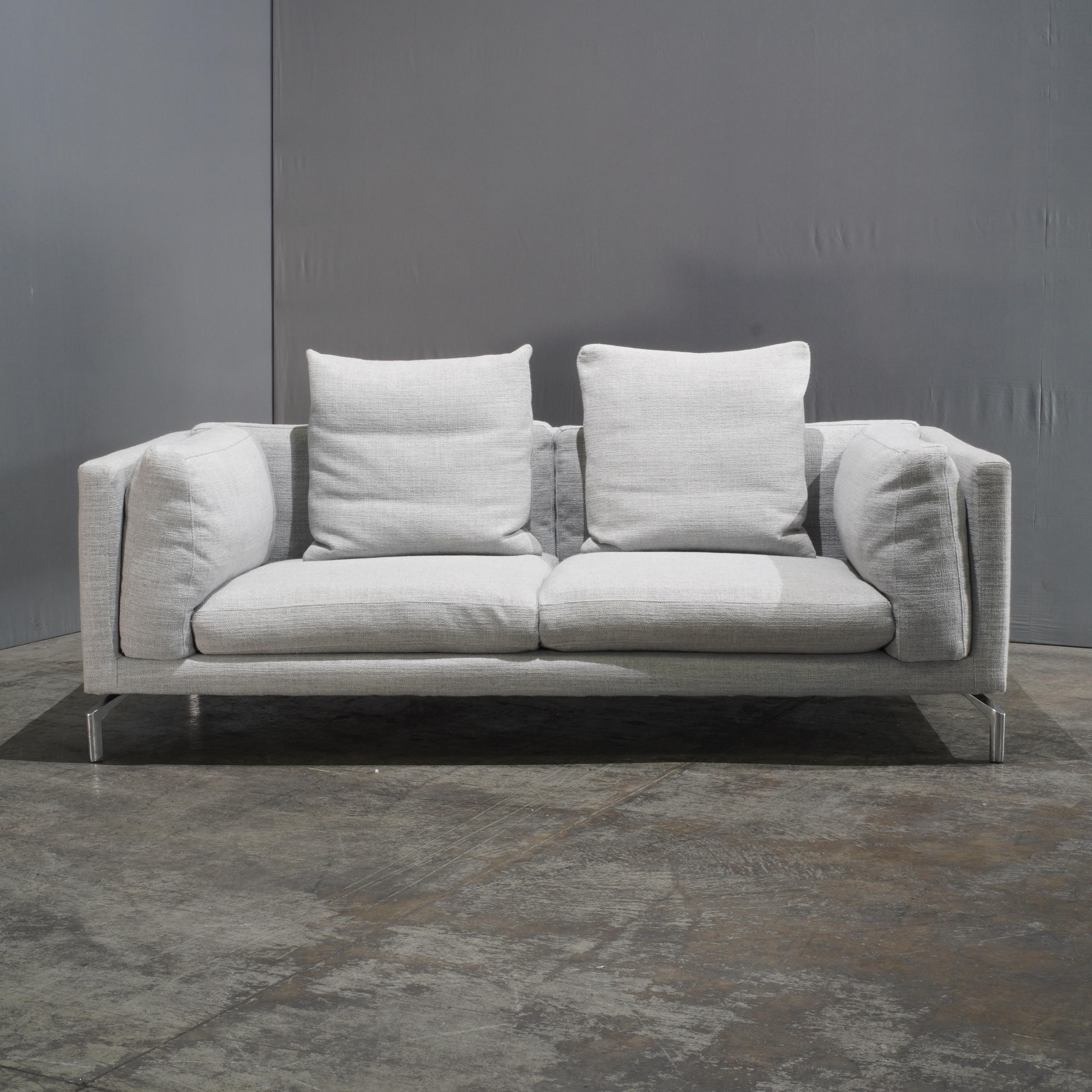 DWR Grey Como Sofa and Chaise by Giorgio Soressi en vente 3