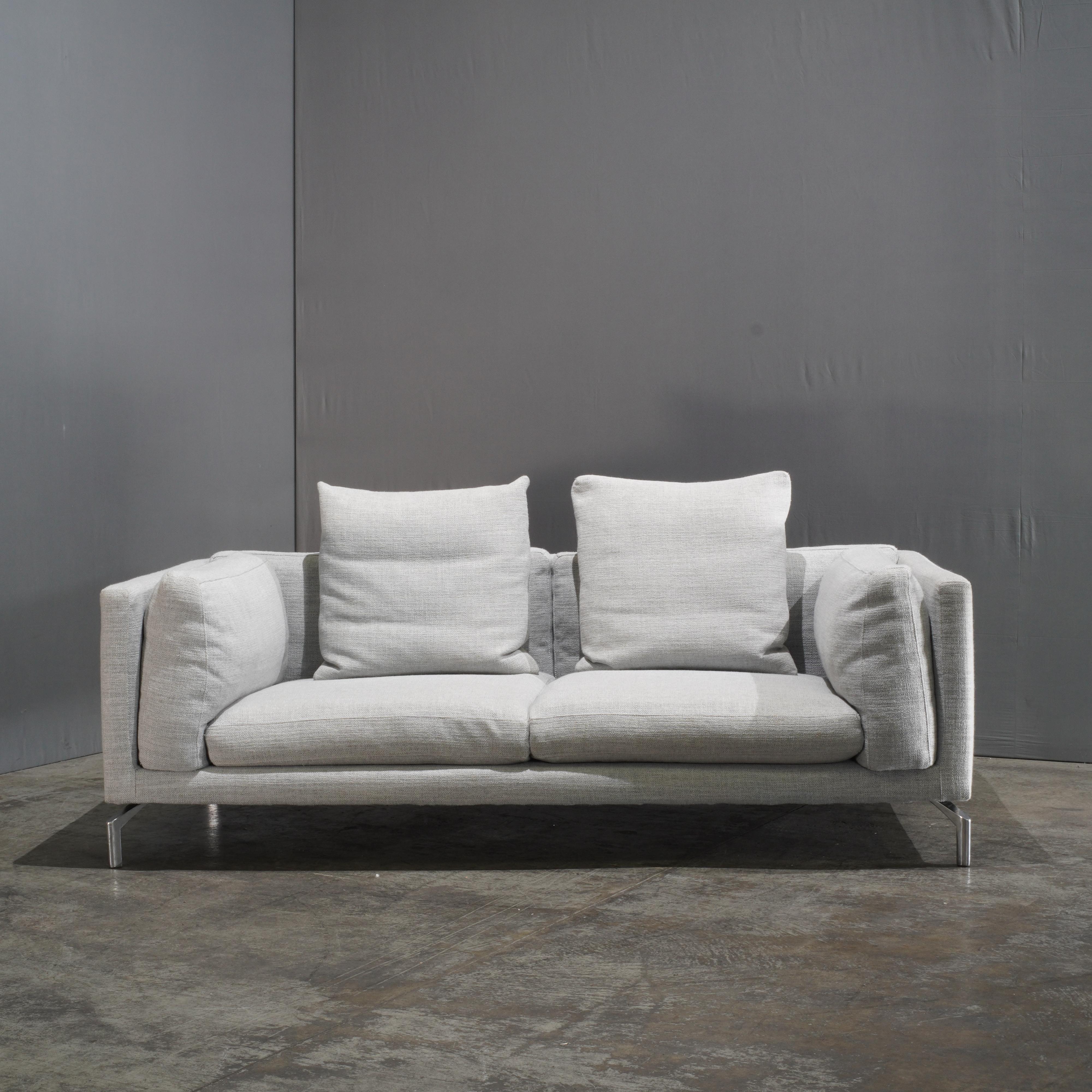 DWR Grey Como Sofa and Chaise by Giorgio Soressi en vente 7