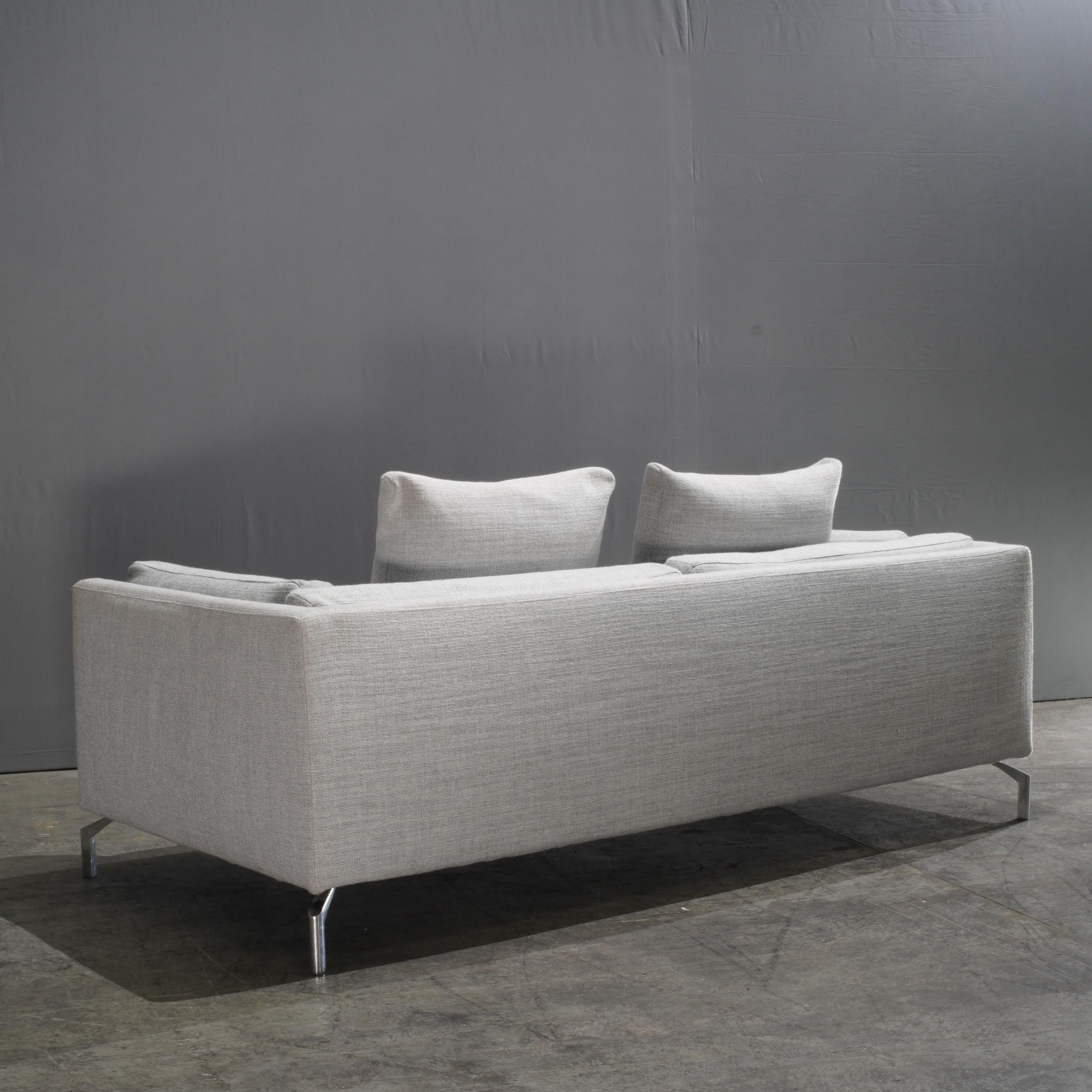 DWR Grey Como Sofa and Chaise by Giorgio Soressi en vente 9