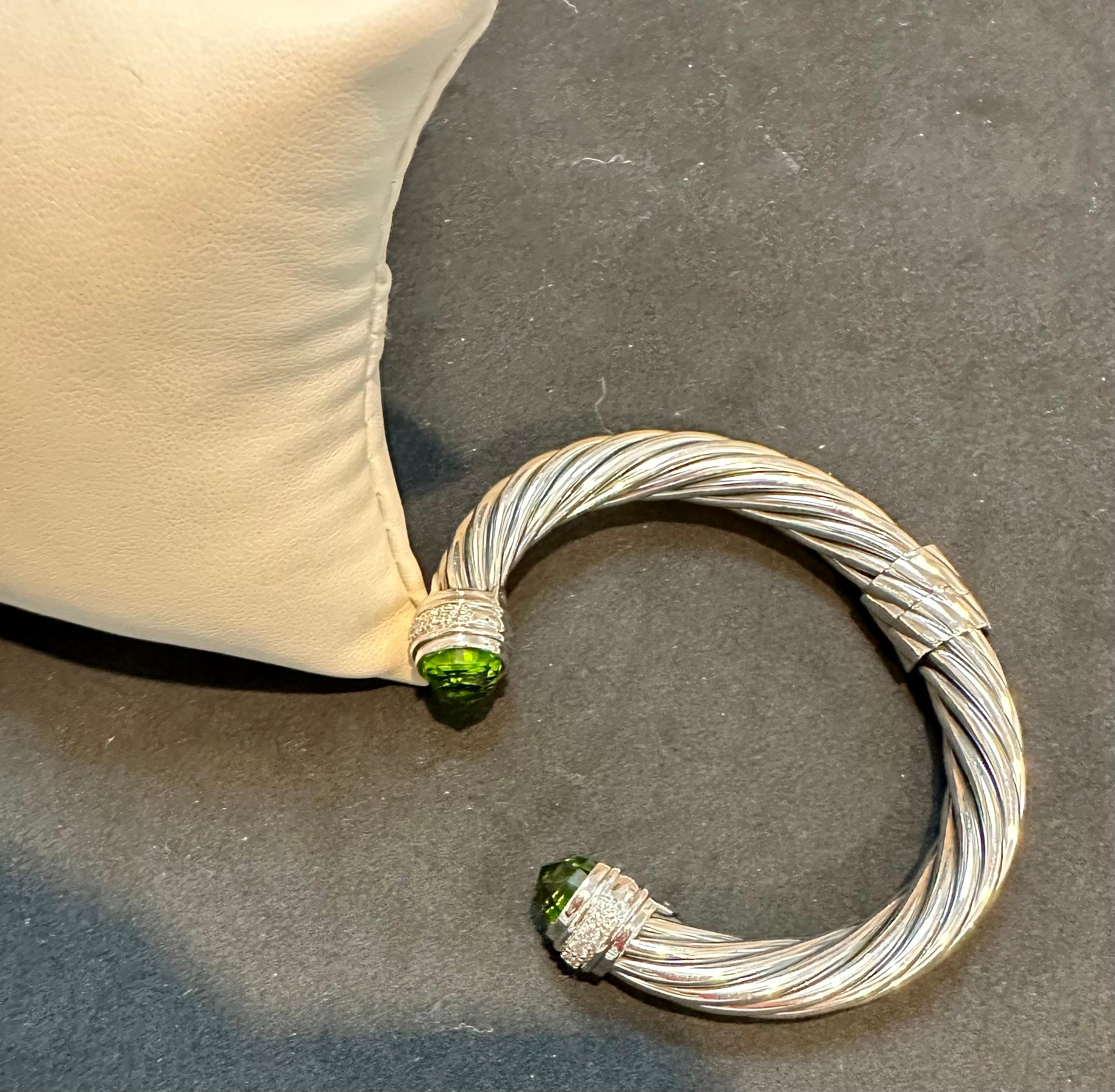 Women's DY Cable Classics Bracelet Sterling Silver Peridot & Pave Diamond Hinged Bangle