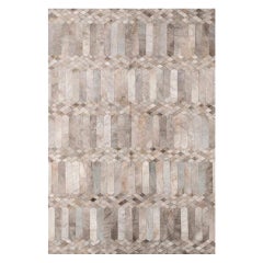 Grand tapis de sol Art Déco personnalisable Largo en cuir de vache gris teinté et argenté