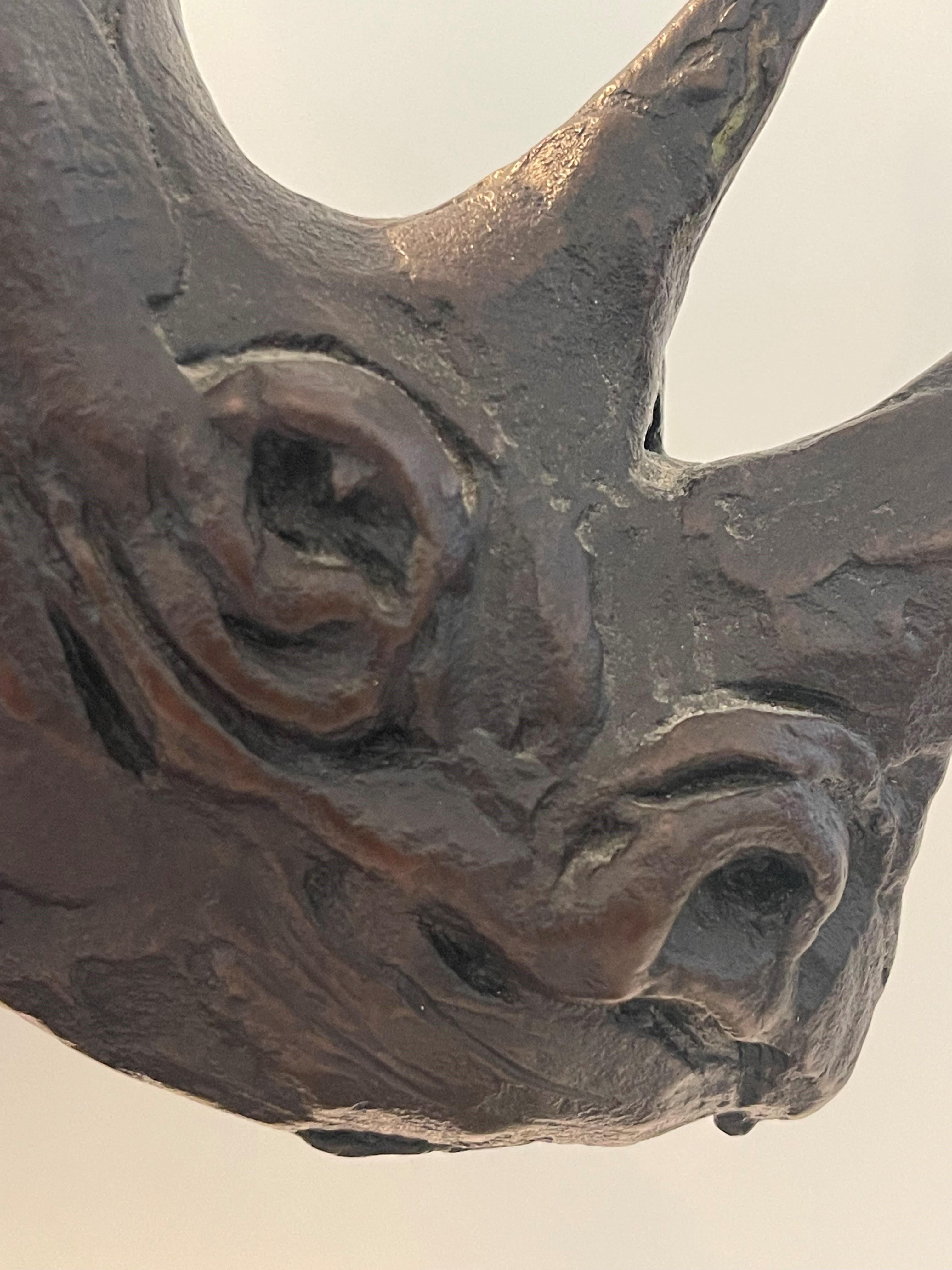 Maquette rhinogène noire de Dylan Lewis en bronze en vente 2