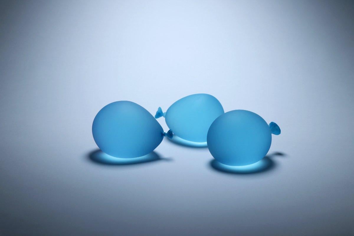 Dylan Martinez - Light Blue Water Balloon, Sculpture 2024 1